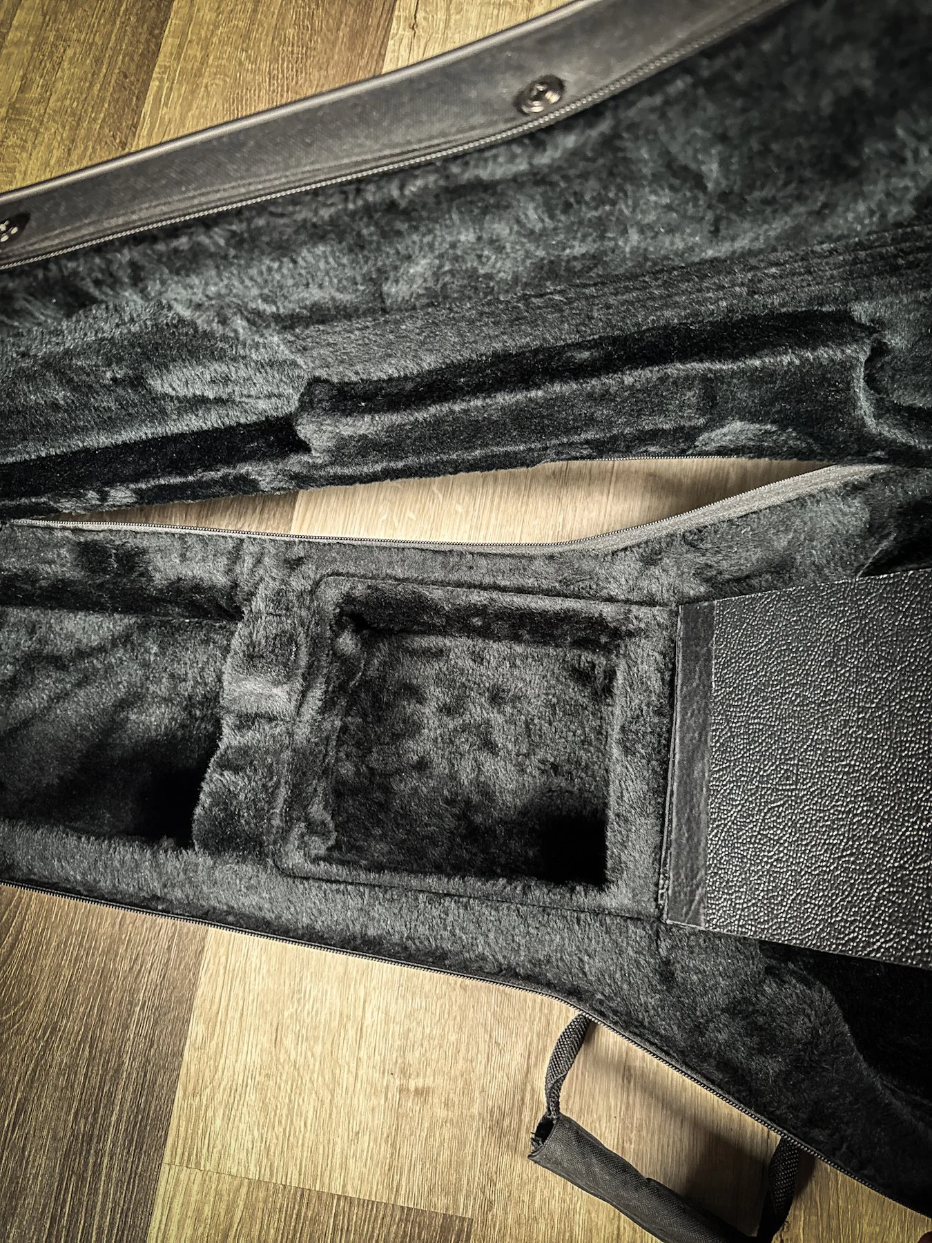 SMIHRD-ACCASE-BLK2-4.jpg