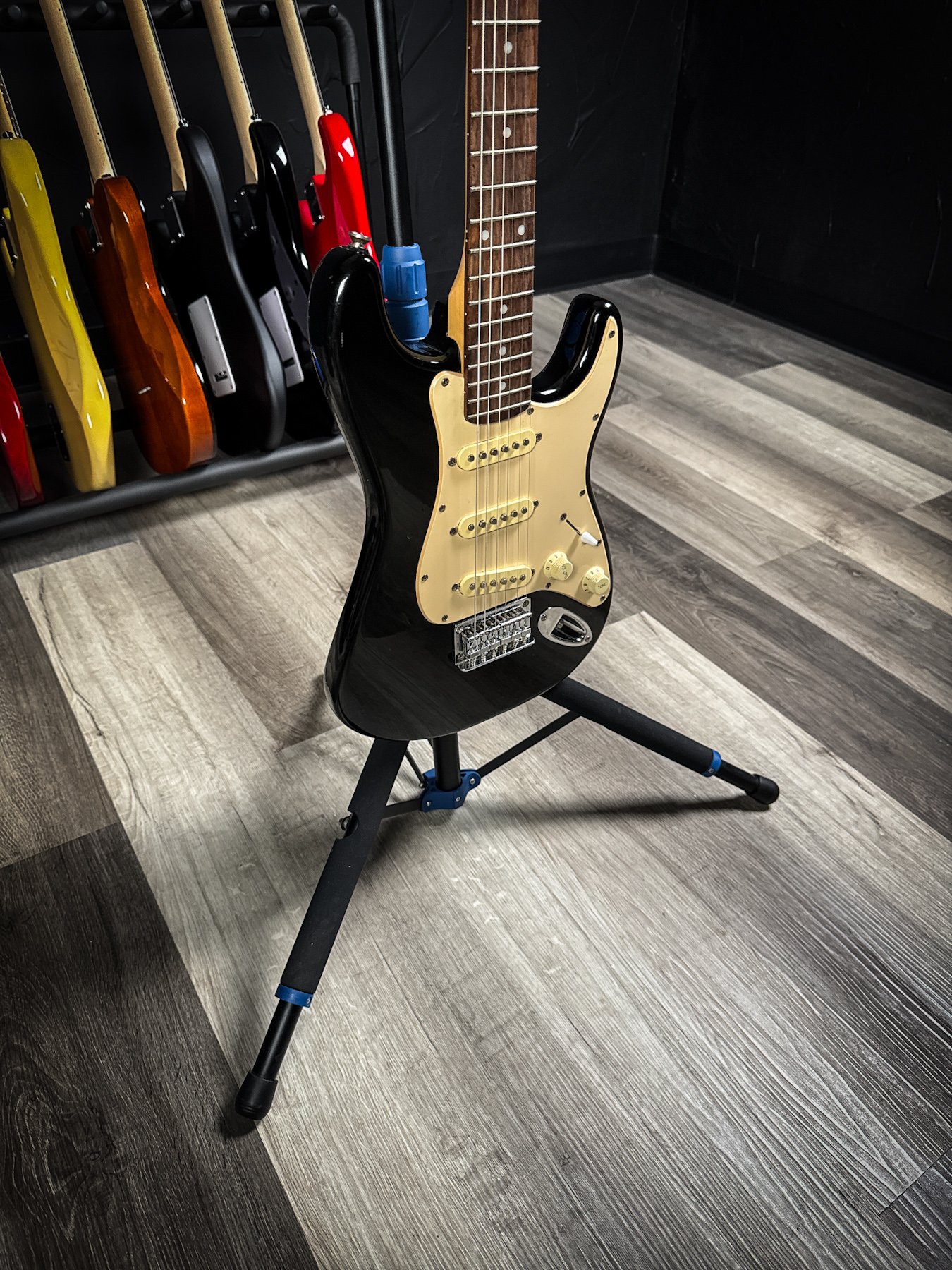 SQMINI-ST-BLK-09.jpg