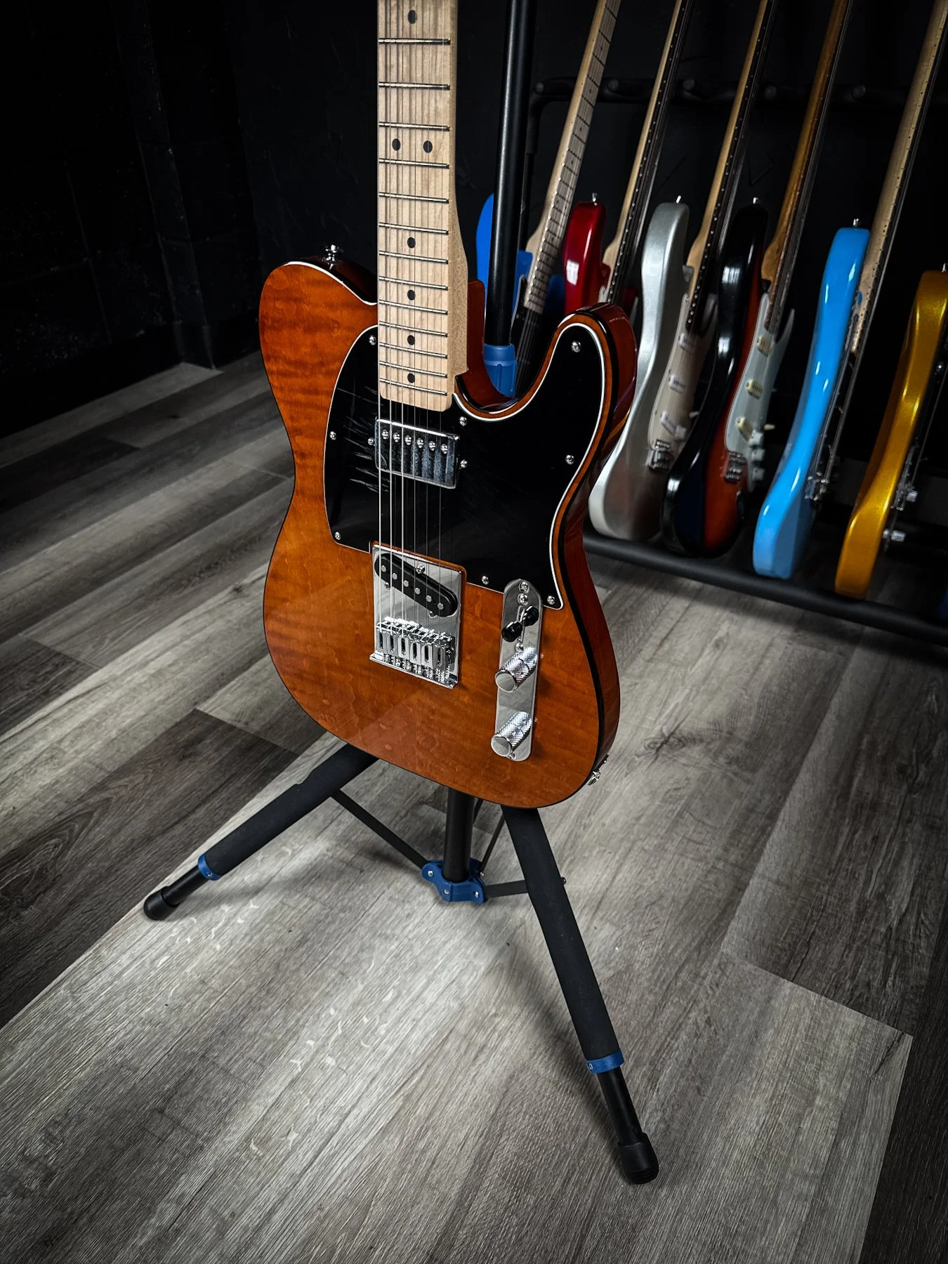 SQA-TELE-SH-MOC-7.jpg