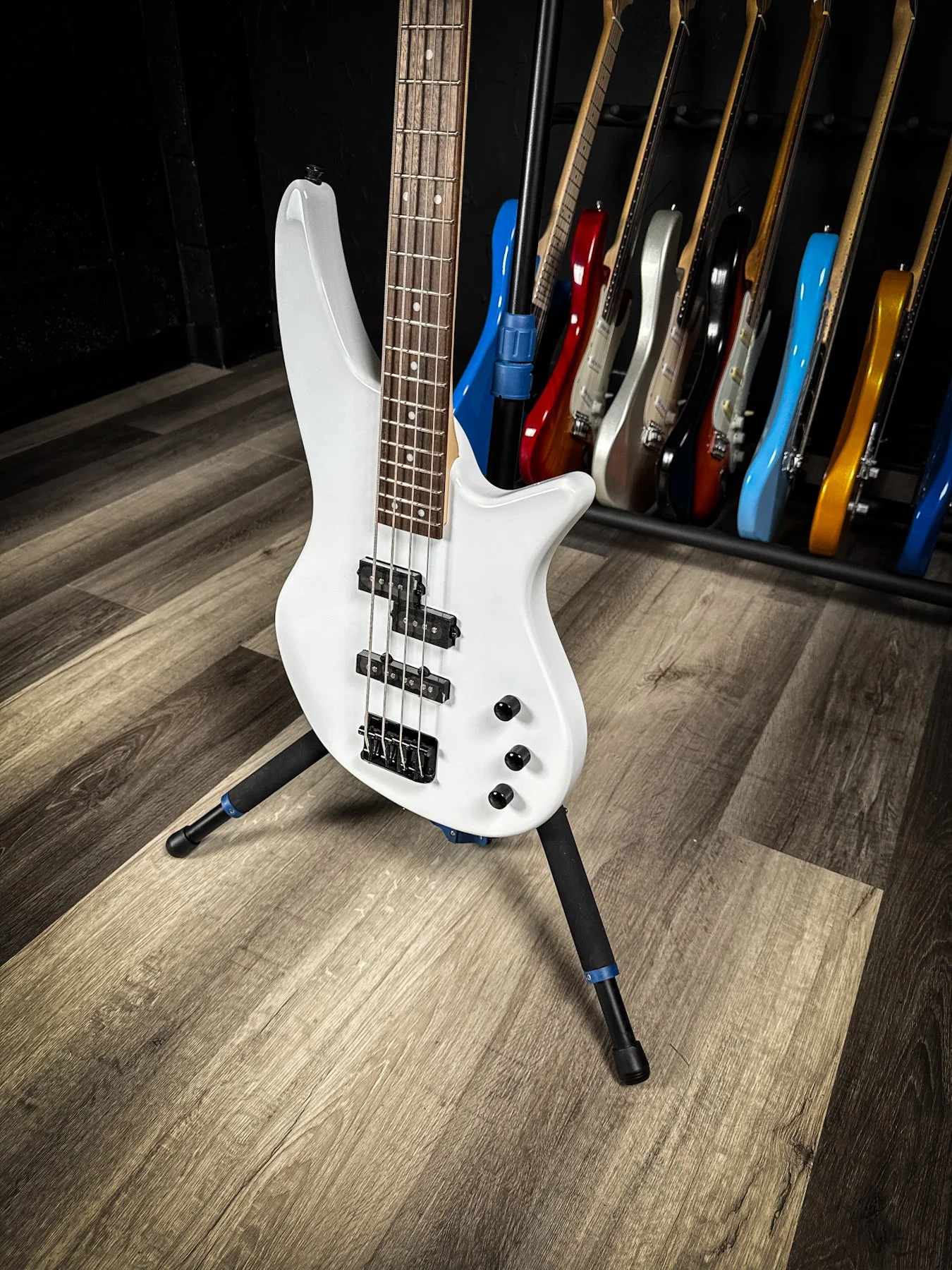 JACK-JS2-SNWHT-5.jpg