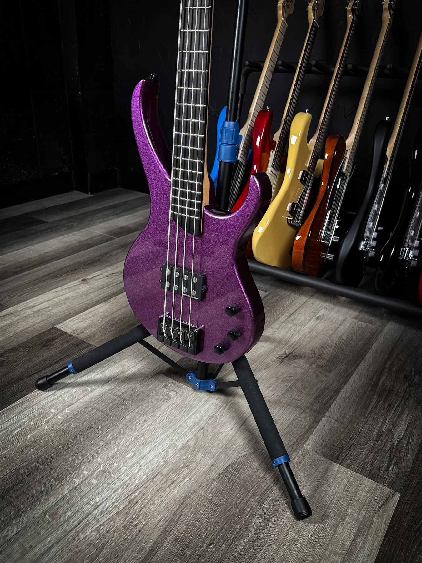 KRMR-D1-THPURPMET-5.jpg