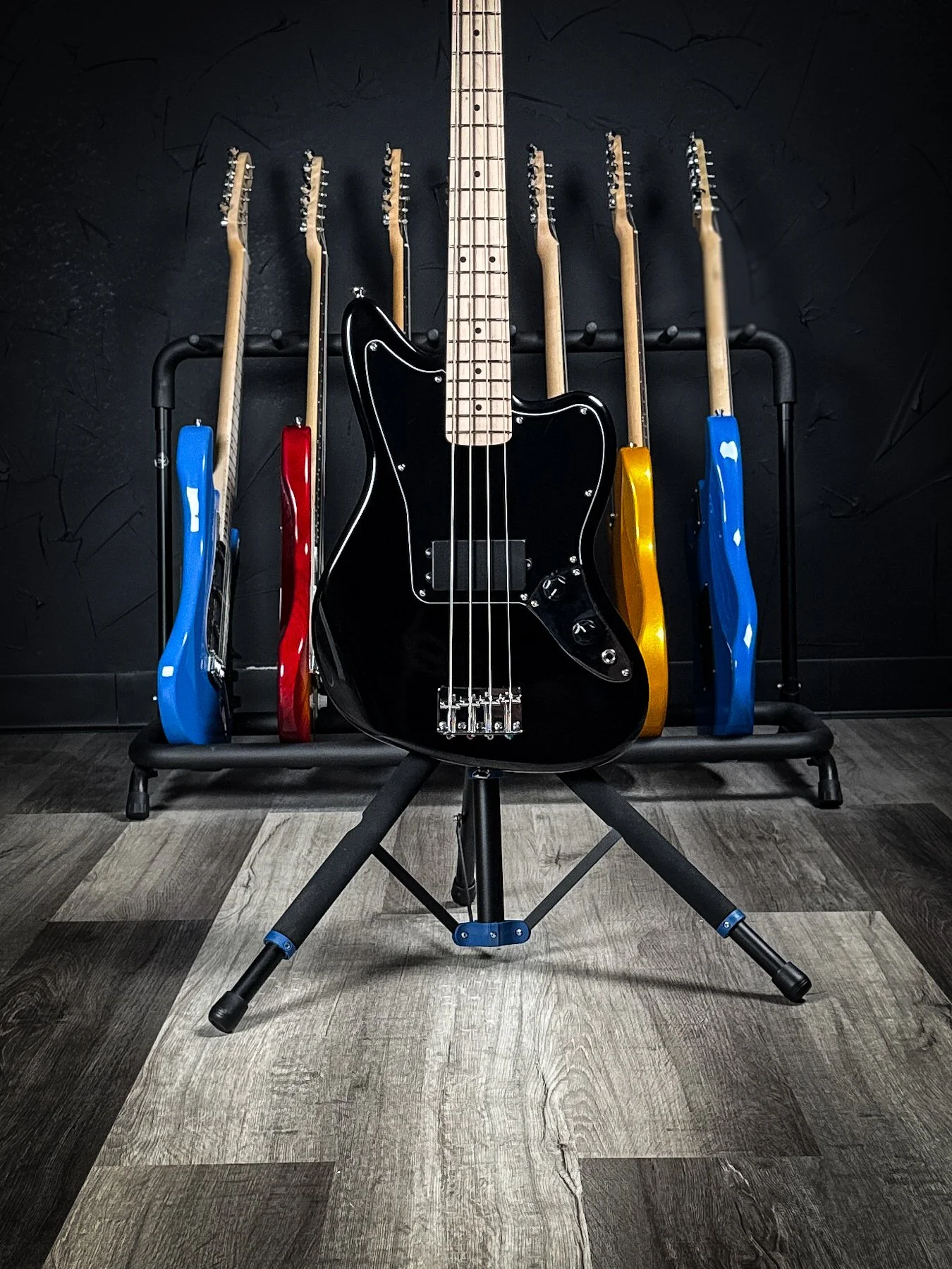 SQA-JAGBASS-BLK-7.jpg