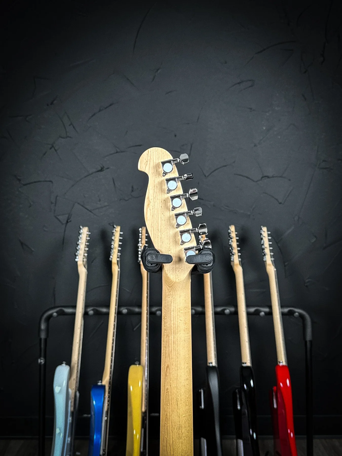 INDIO-TELE-AY-1.jpg
