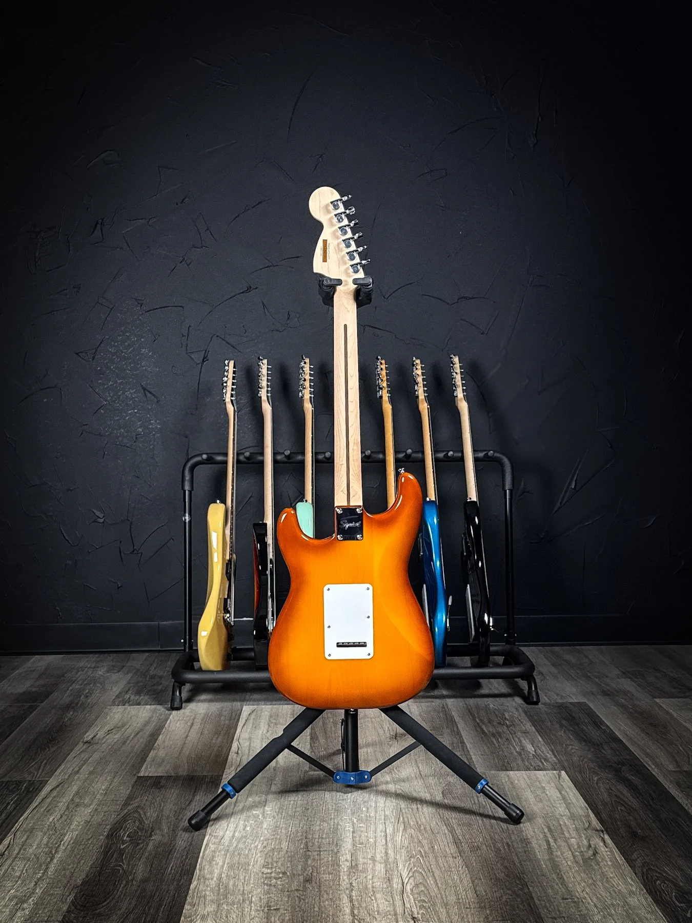 squier-2 2.jpg