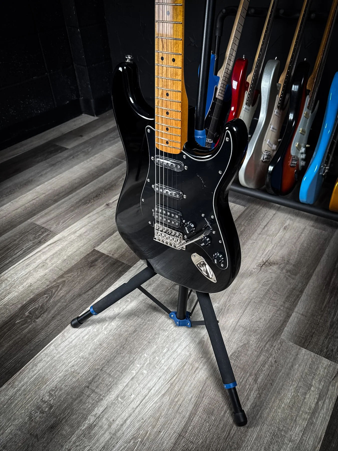 SQCV-70ST-HSS-BLK-5.jpg