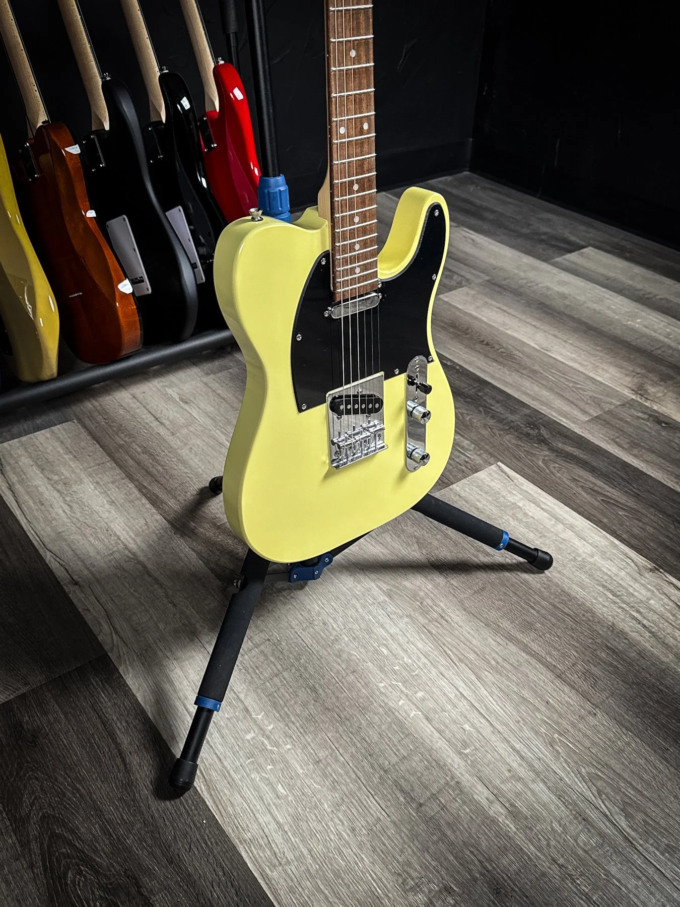 INDIO-TELE-AY-5.jpg