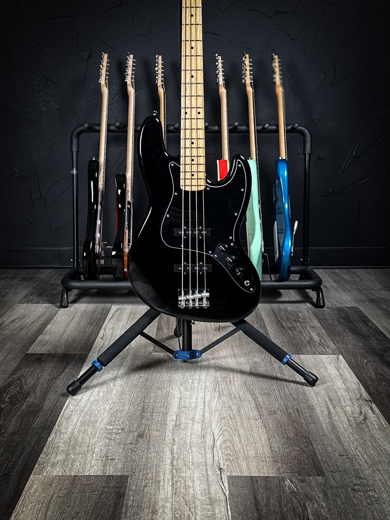 fenderjazzbass-6.jpg