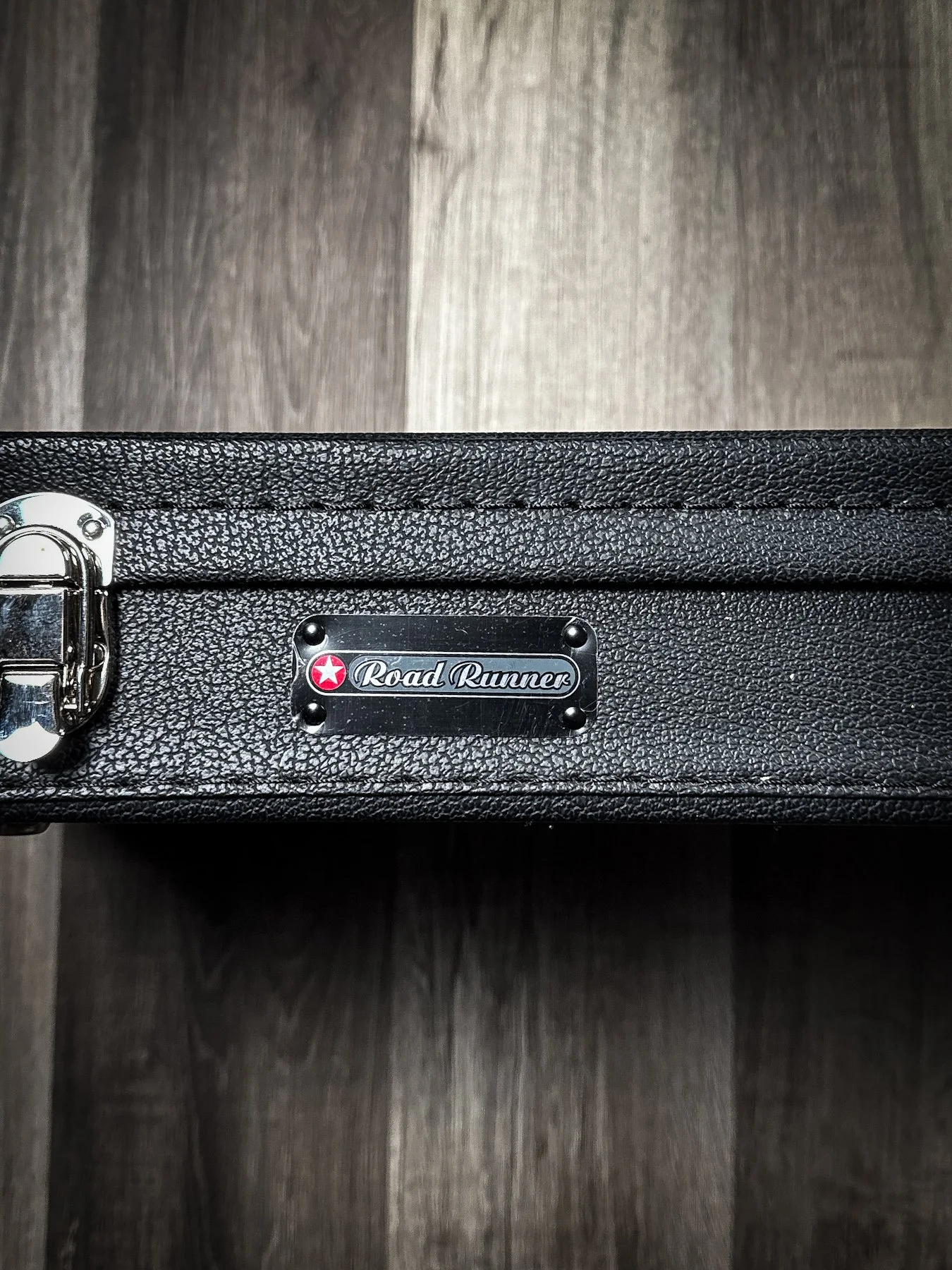 RR-RRDWB-BASSCASE-09.jpg