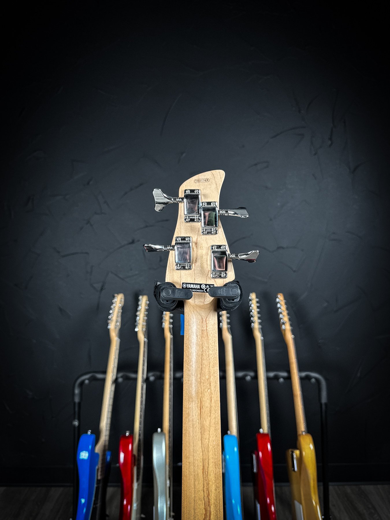 YAM-TRBX174EW-NAT-BASS-02.jpg