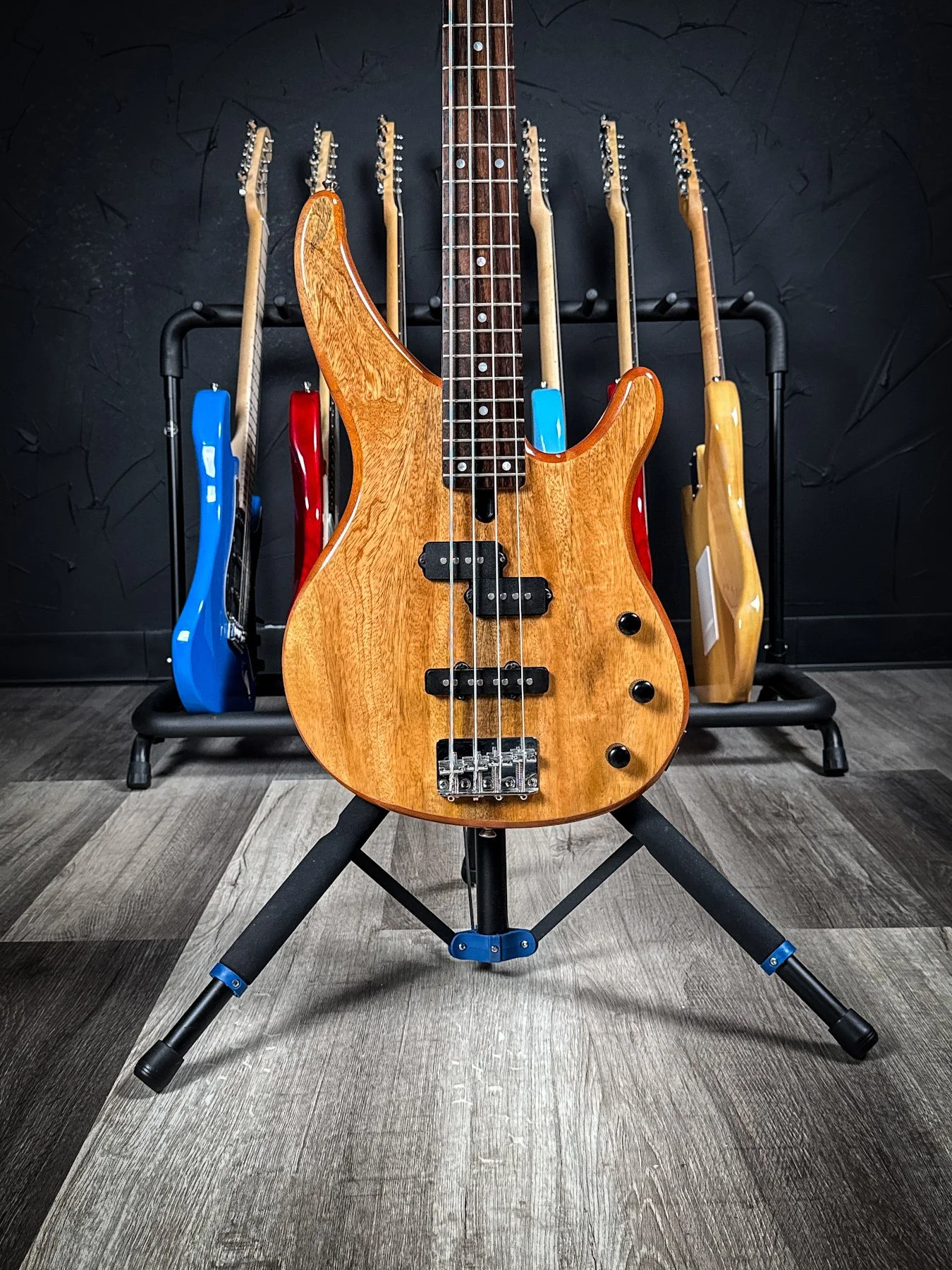 YAM-TRBX174EW-NAT-BASS-10.jpg