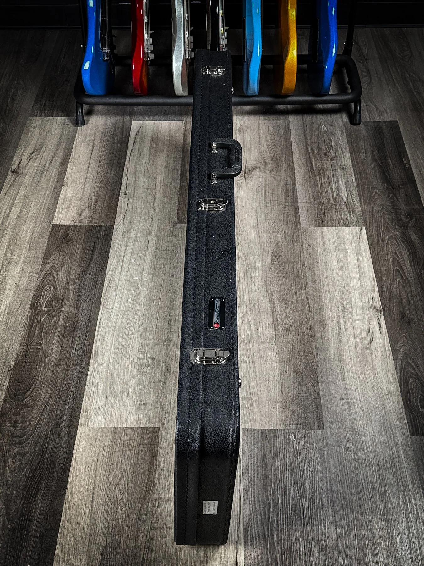 RR-RRDWB-BASSCASE-08.jpg