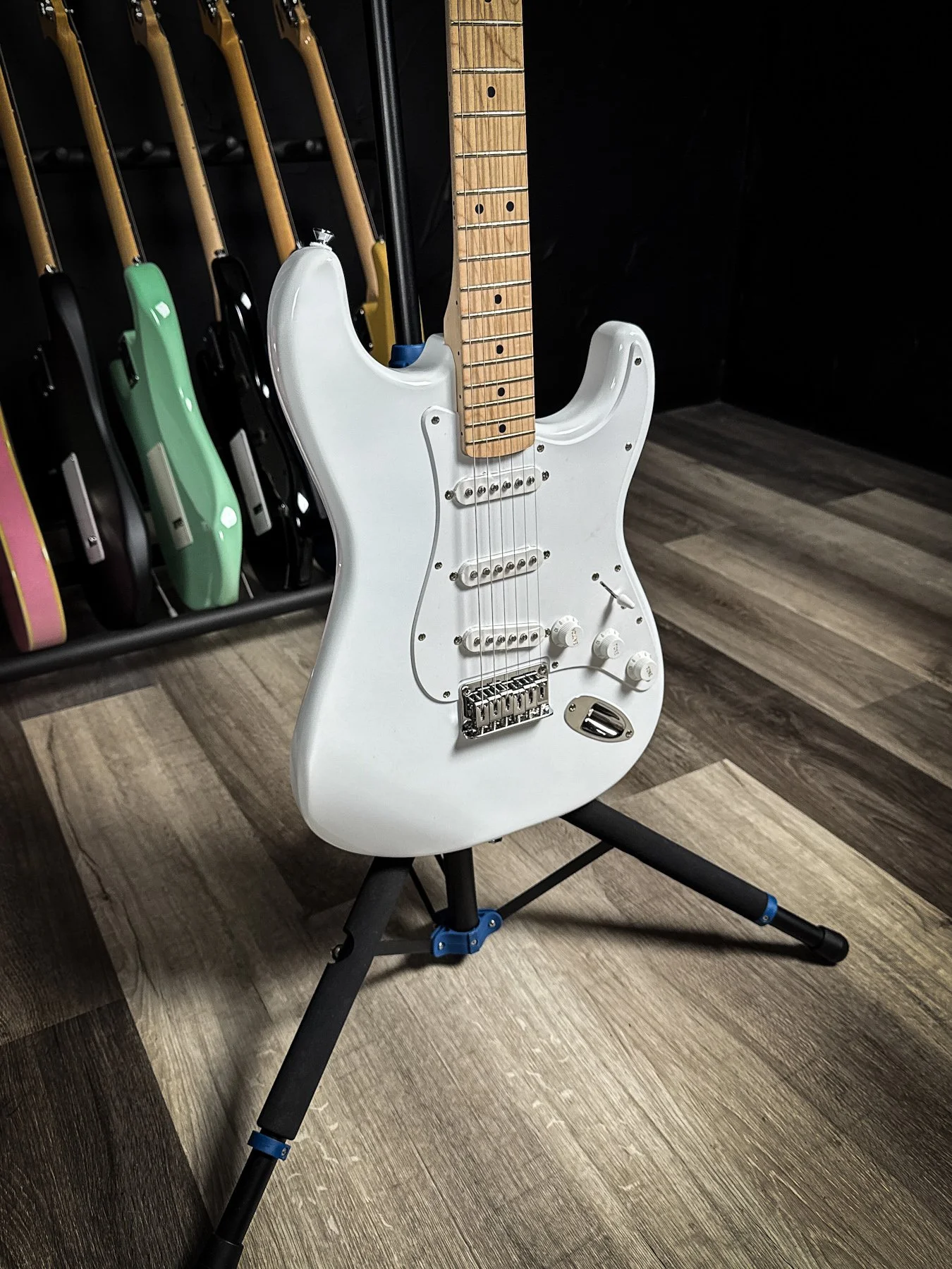 squier-5.jpg