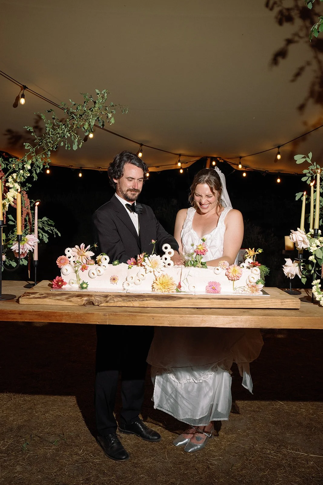 Rebecca&Dylan_BullockLakeFarm_SammieChanPhoto-711.jpg