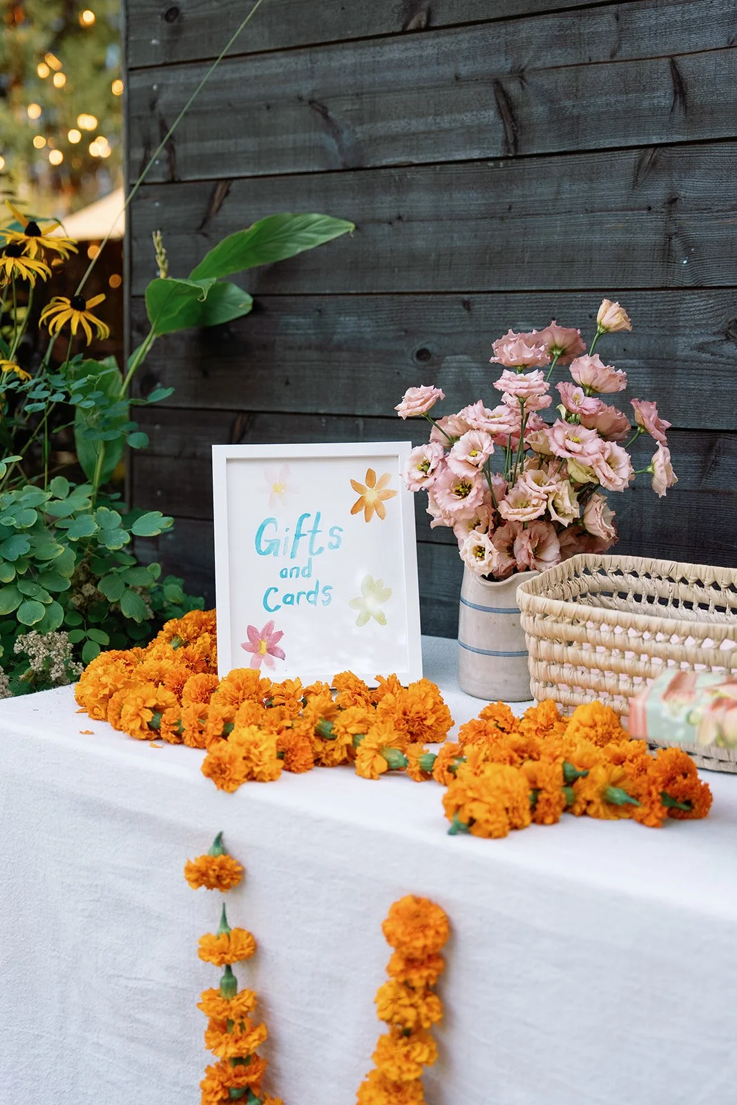 Rebecca&Dylan_BullockLakeFarm_SammieChanPhoto-392_websize.jpg