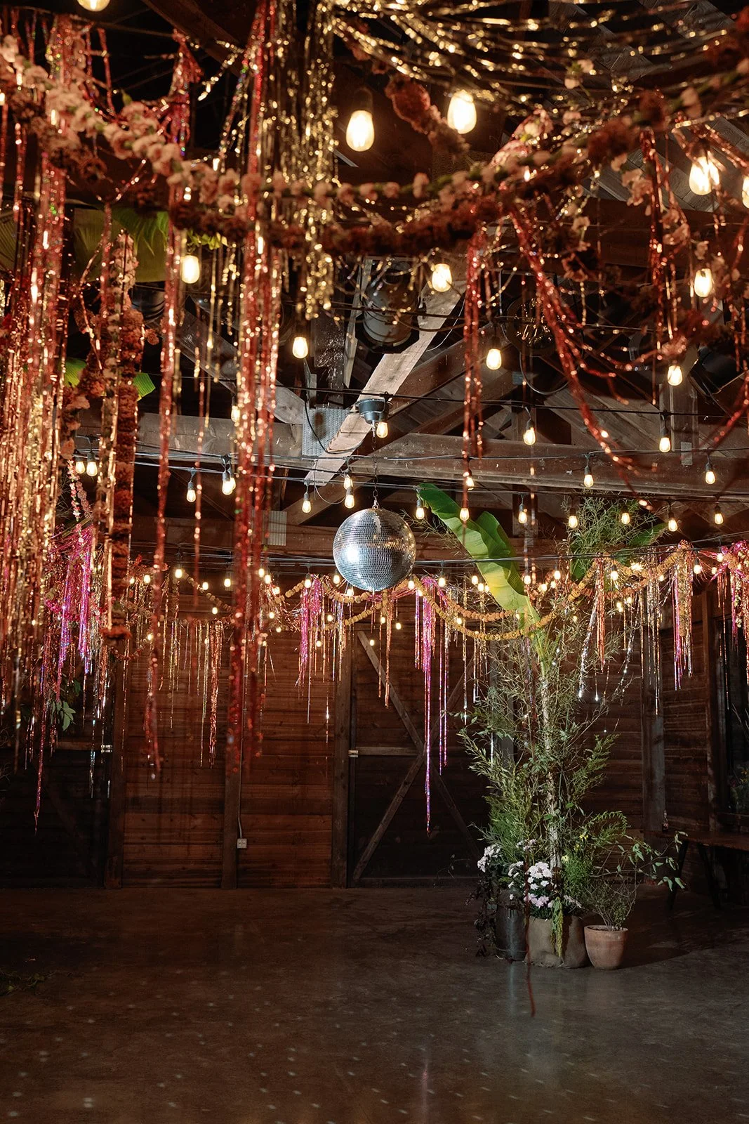 Rebecca&Dylan_BullockLakeFarm_SammieChanPhoto-651.jpg
