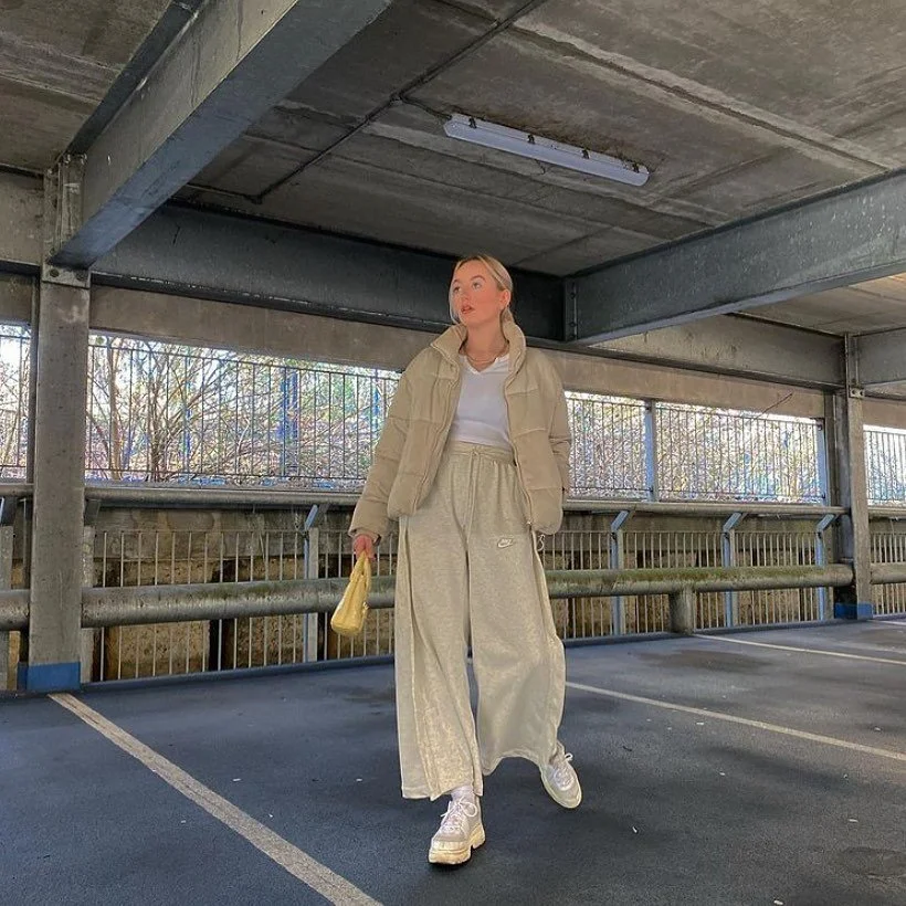 Consistency is key. Check out @isabellapmayer cozy fit and content filled page 🤍 #forthemicro 
-
Small business or micro influencer looking  grow their reach? Dm or tag us #forthemicro for a feature 🤍
-
.
.
.
#microinfluencer #torontomicroinfluence