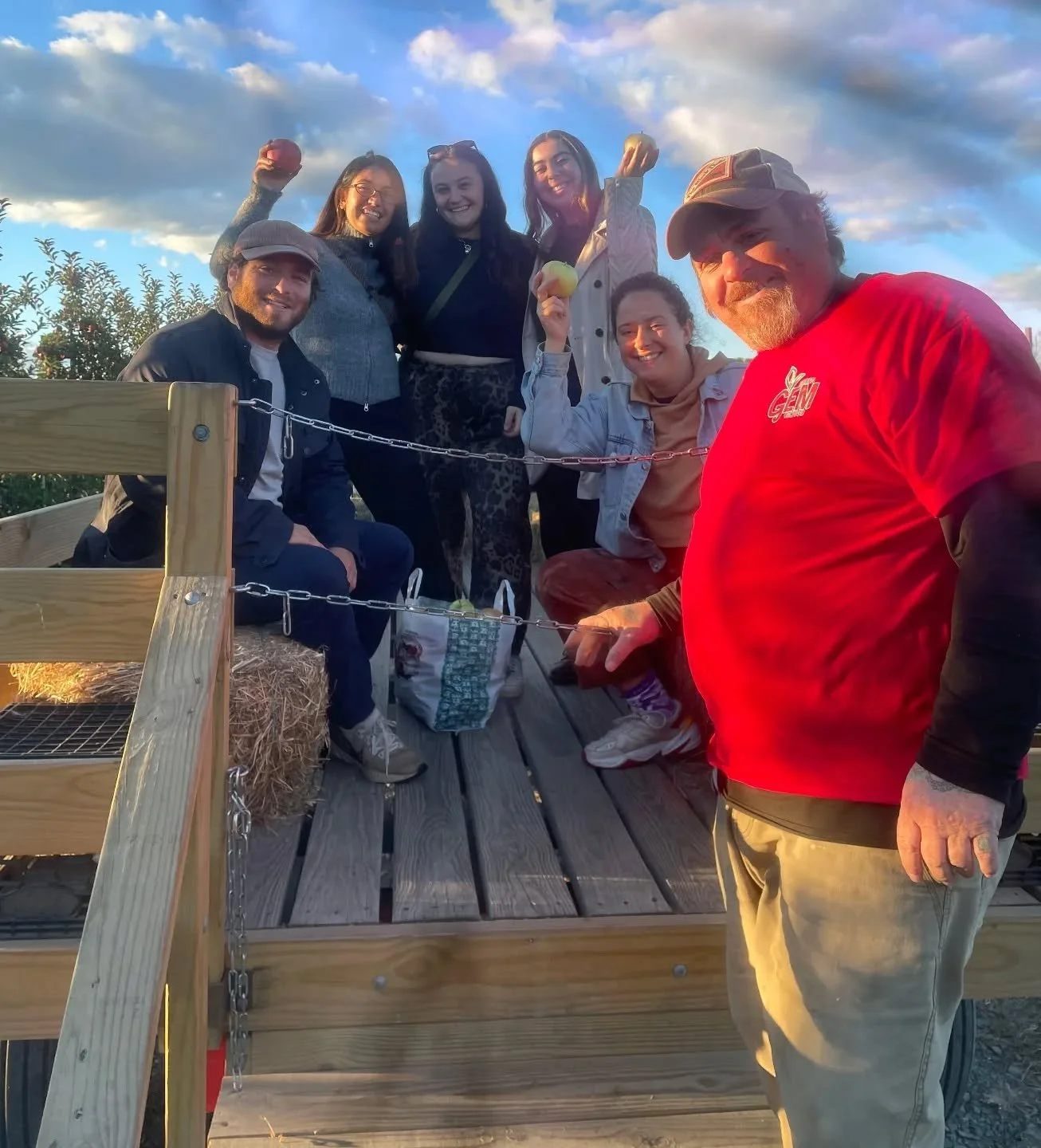 The last wagon has left the station, but that doesn't mean the season is over here at HGO.  We still have 5 more weekends to go. You can pick your favorite Gems out of the bins at the farm stand until Dec 1st. 

We still have a lot of apples in cold 