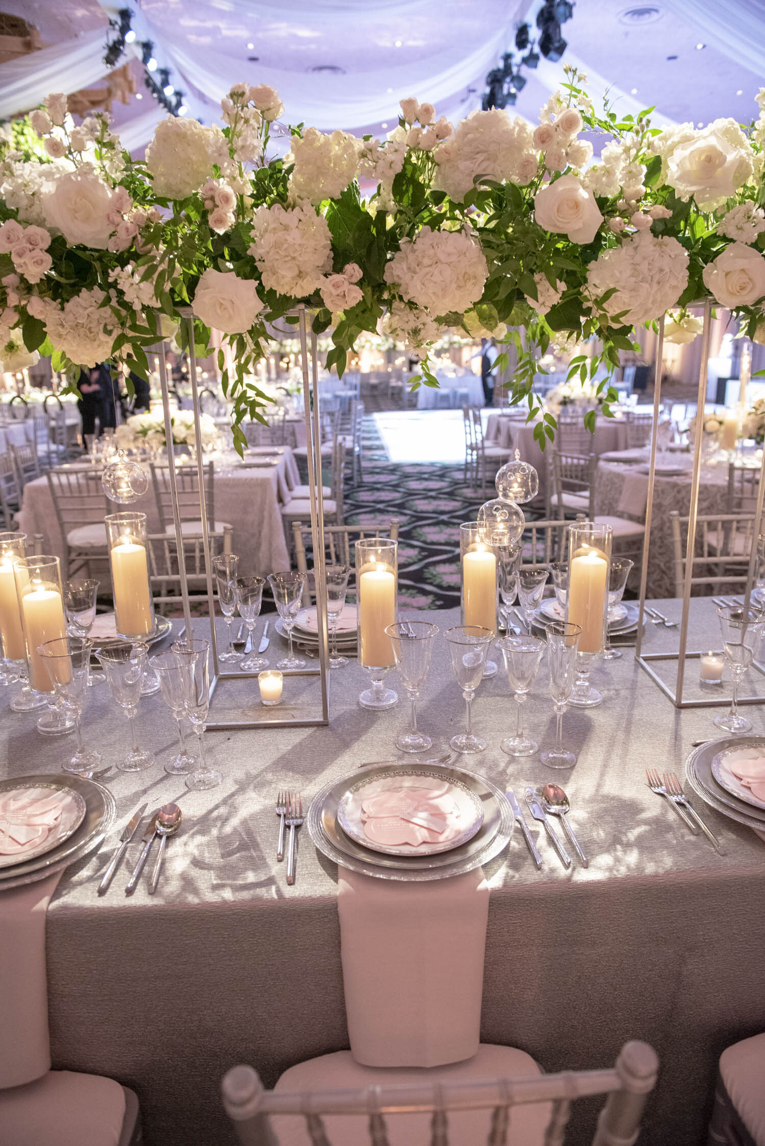 Cheers Darling Events Wedding at Greenbrier resort 