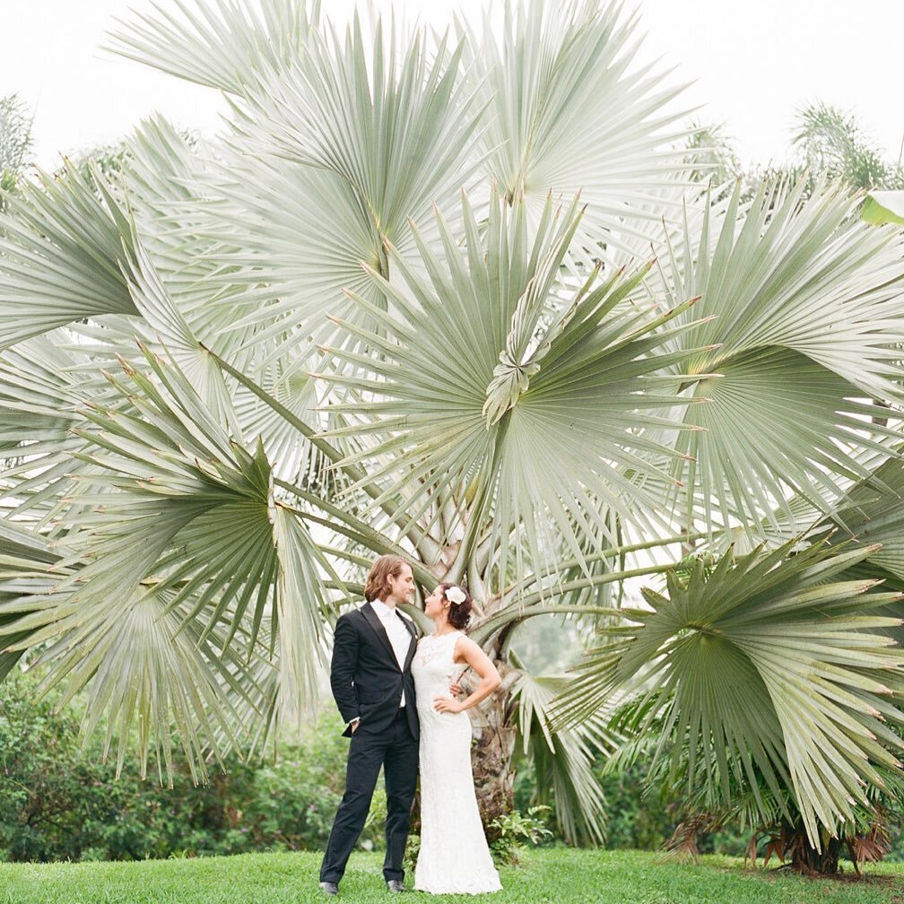 🌴I&rsquo;m so excited for destination weddings to be back in action! This wedding was very special to me because the groom is my cousin, Wes! Whenever I arrive to any wedding whether it&rsquo;s local or destination I make sure to scope out the areas