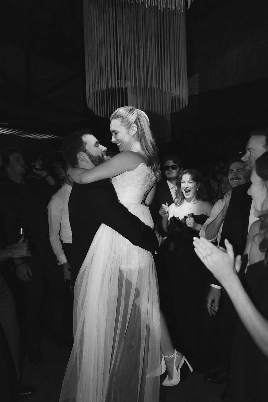 2-RevelMotorRow-Wedding-LisaBlumePhoto-600.jpg