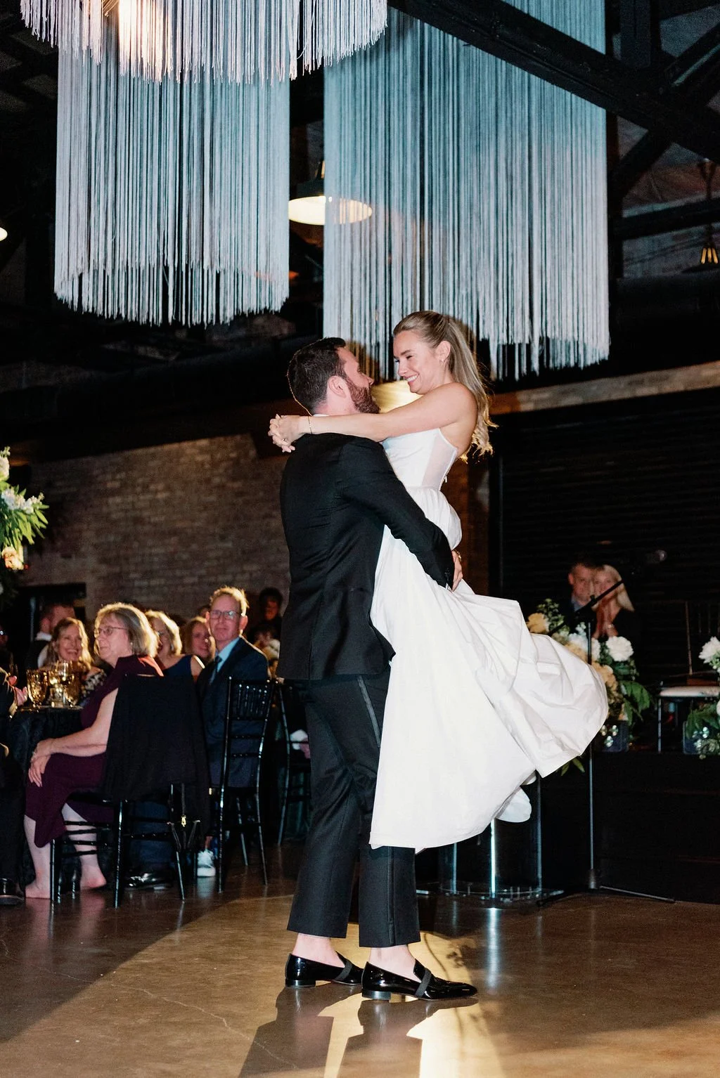 2-RevelMotorRow-Wedding-LisaBlumePhoto-429.jpg