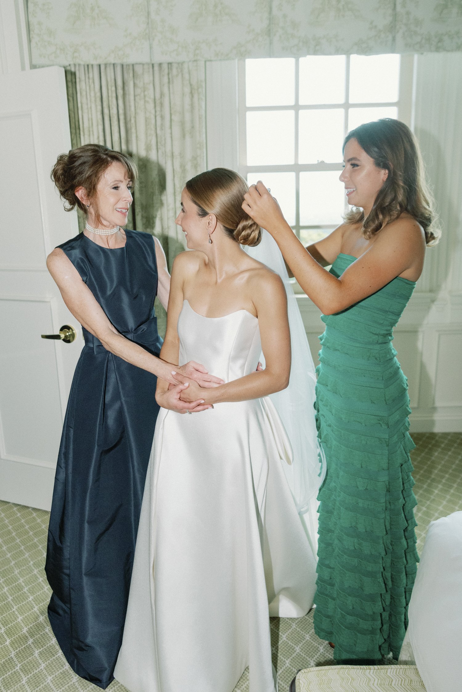 1-Hay-Adams-Hotel-wedding-LisaBlume-9.jpg