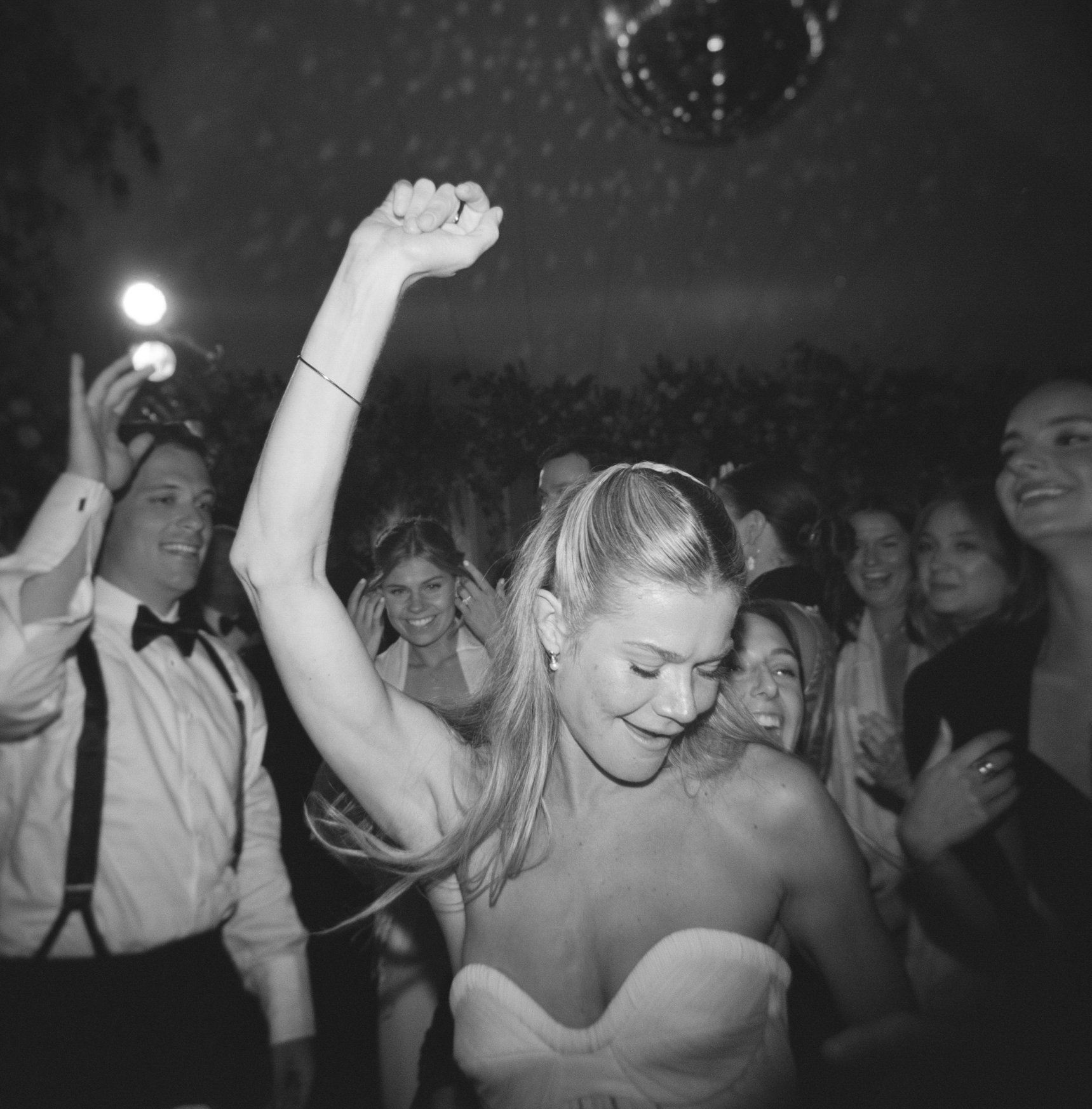 film-photographers-for-wedding-maryland.jpg
