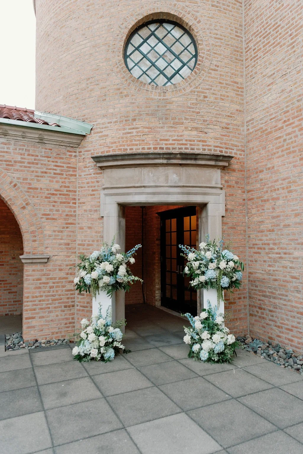 2-RevelMotorRow-Wedding-LisaBlumePhoto-278.jpg