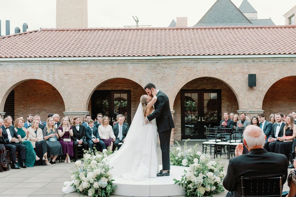 2-RevelMotorRow-Wedding-LisaBlumePhoto-239.jpg