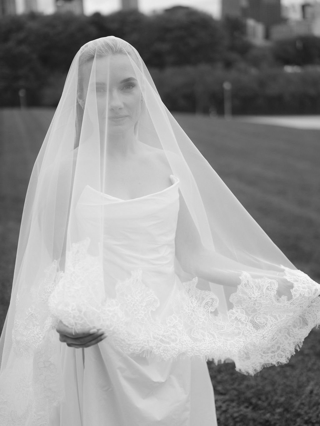 RevelMotorRow-Wedding-LisaBlumePhoto-291.jpg
