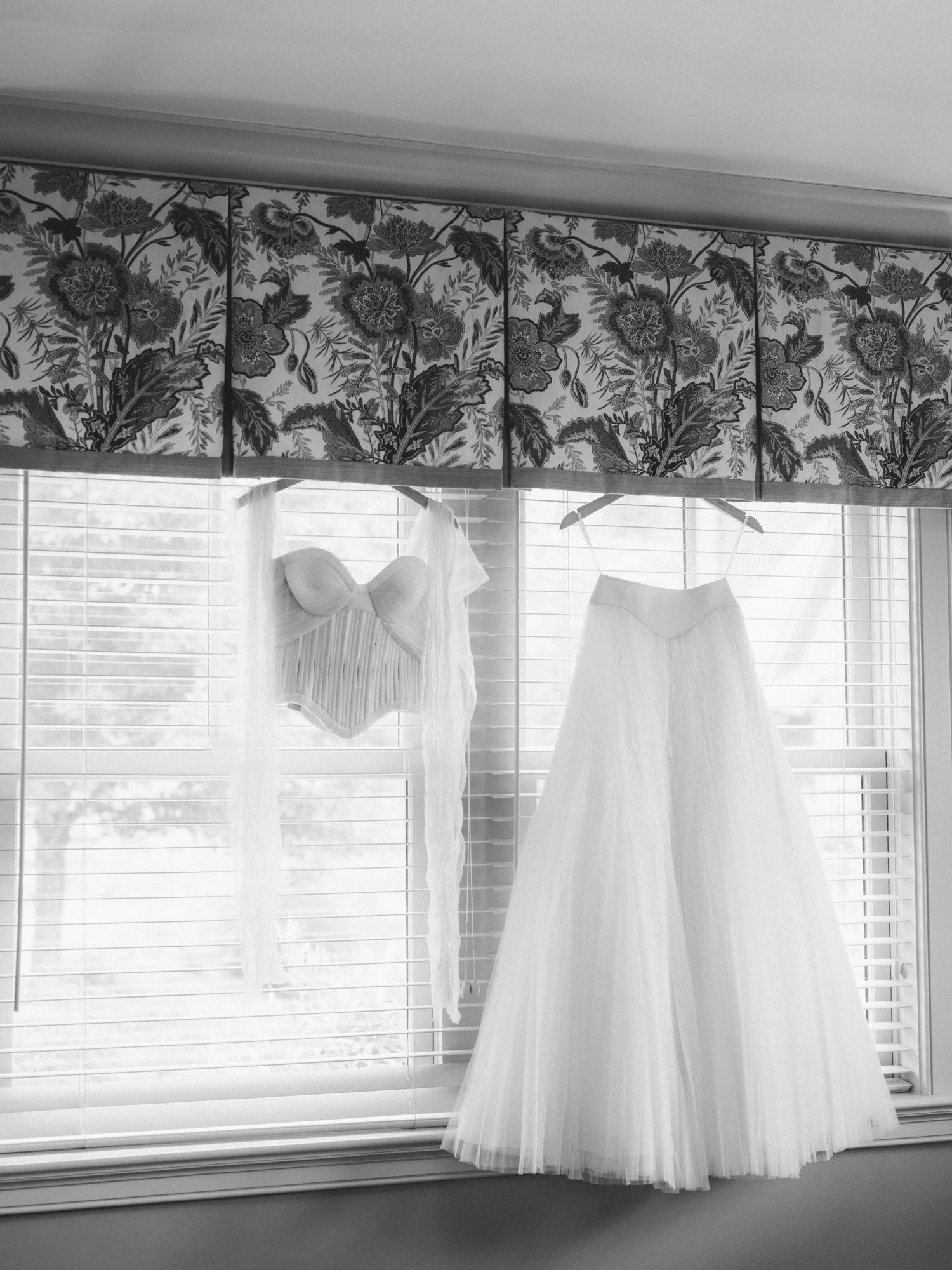 luxury-wedding-photography-black-and-white.jpg