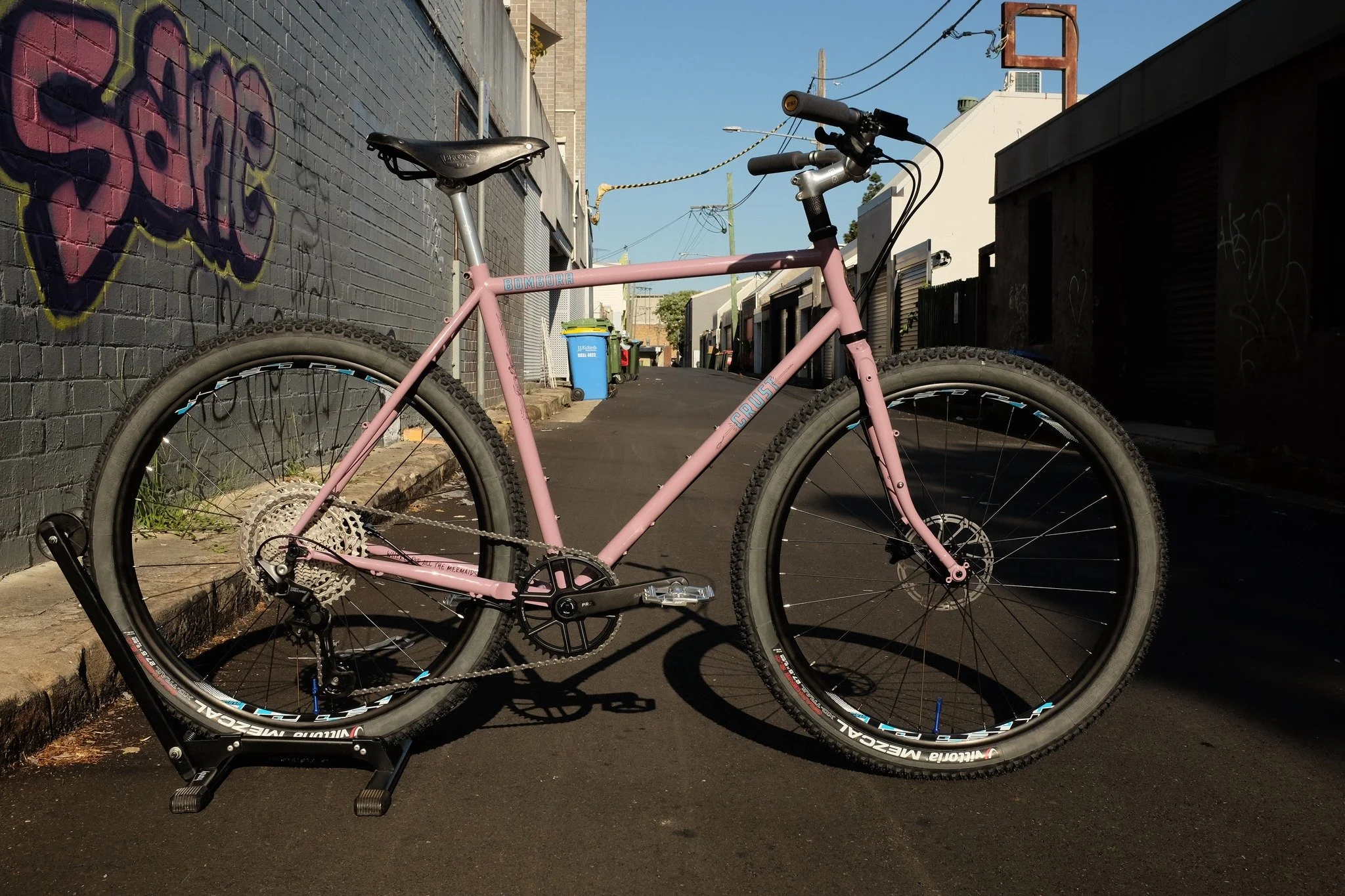 Check out Nina's new @crustbikes House Build
It's all in the finer details✨🩷