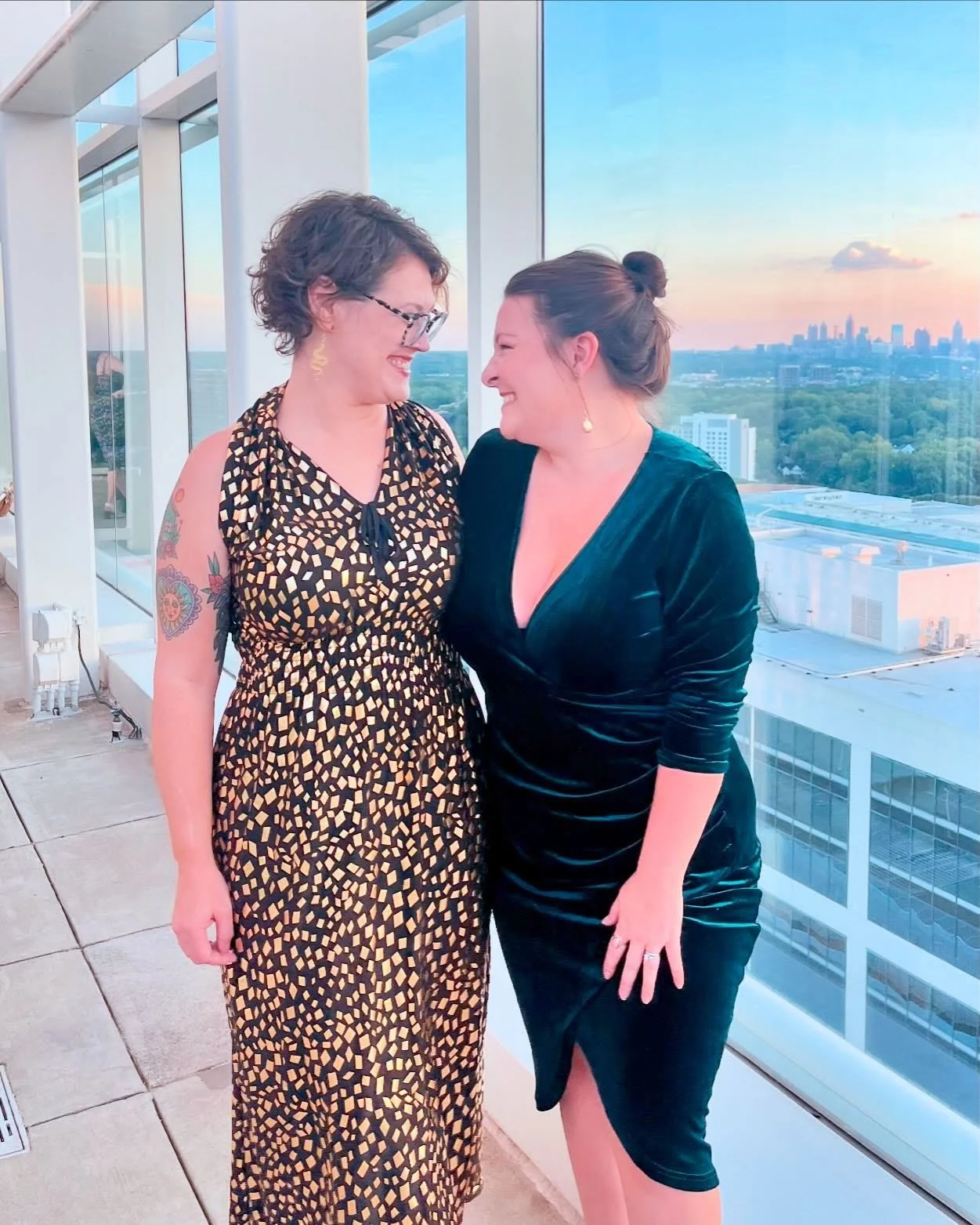 Dear Ones, 
This first full moon of the year has your doulas in their feels + reflecting on a monumental 2024! 
We are called to share our deepest gratitude alongside some magic + memories 💫
We served + held: 
✨57 families company-wide
✨26 returnin