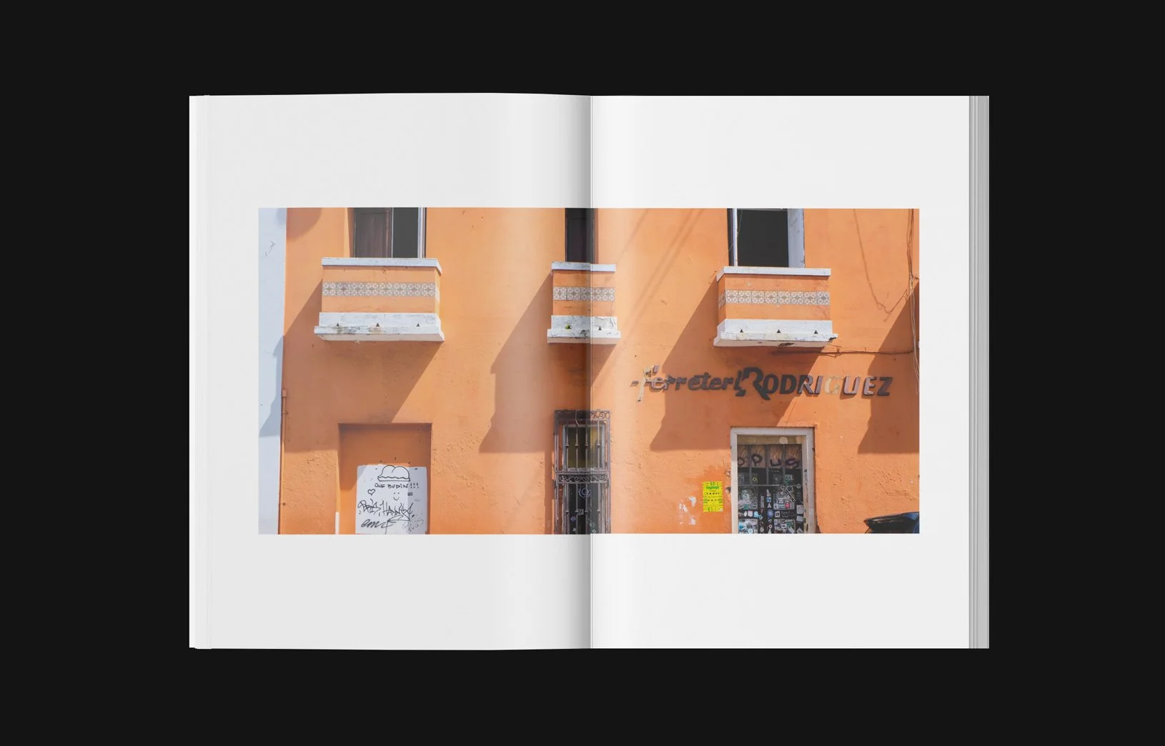 PR_Book_09.jpg