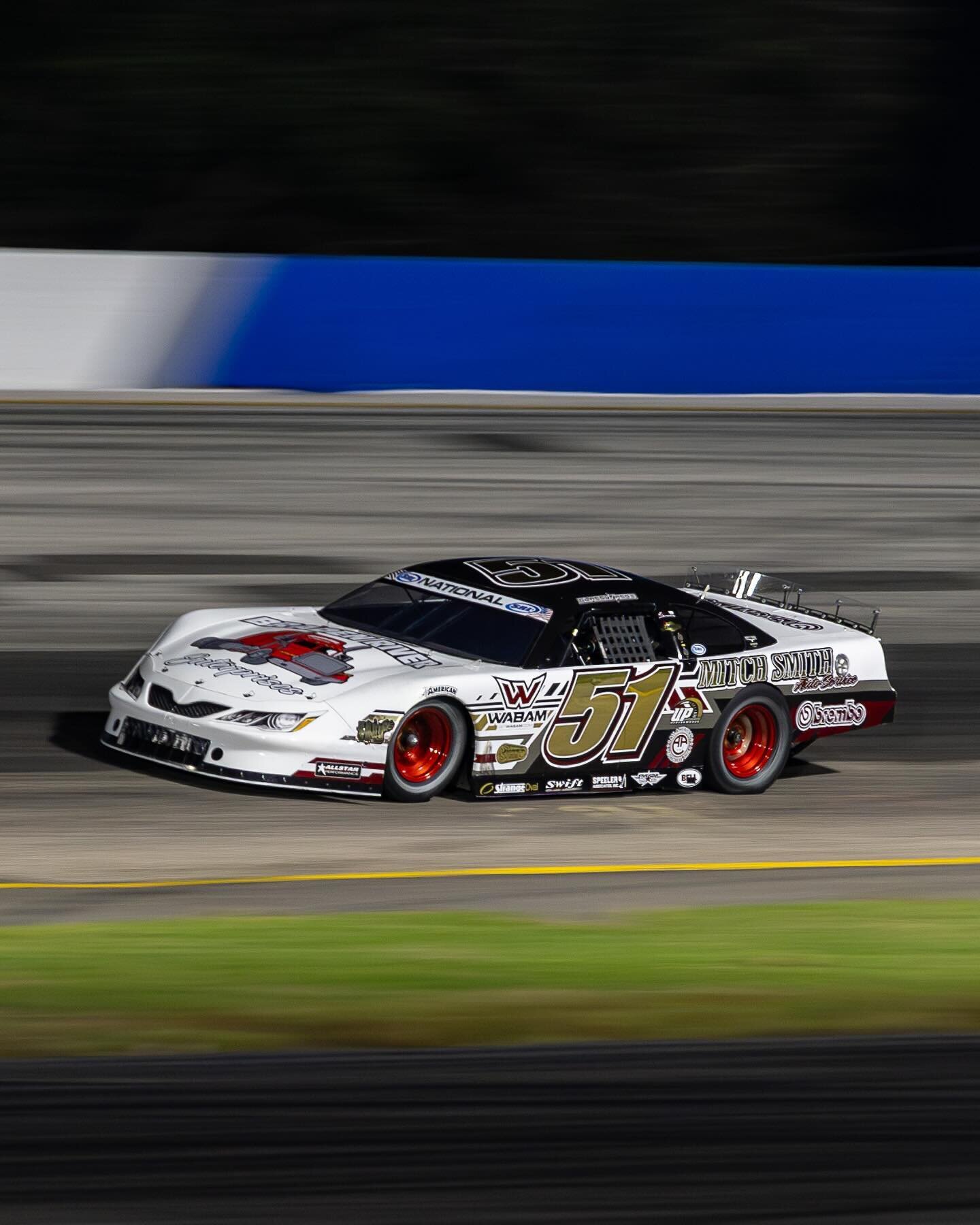 Bill Bigley Sr. Memorial 128
📍 @freedom.factoryusa 
🗓️ Nov. 24-25, 2023

#SRLNational #FreedomFactory #racing #SuperLateModels #SLM #supers #autoracing #motorsports #motorsportsphotography #photographer #photography #shotoncanon #canonr6markii #sus