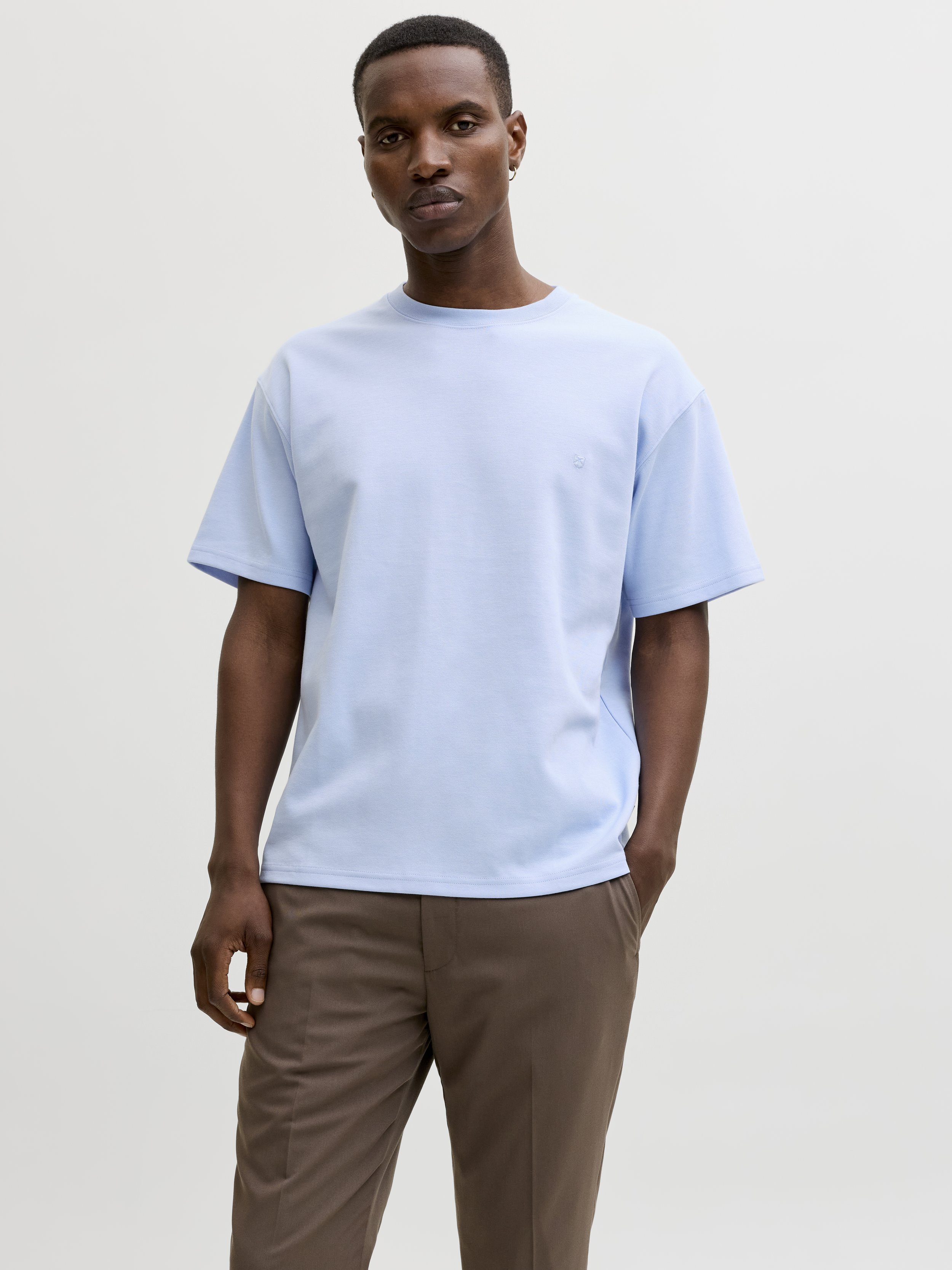 Shirt
24,99 €
