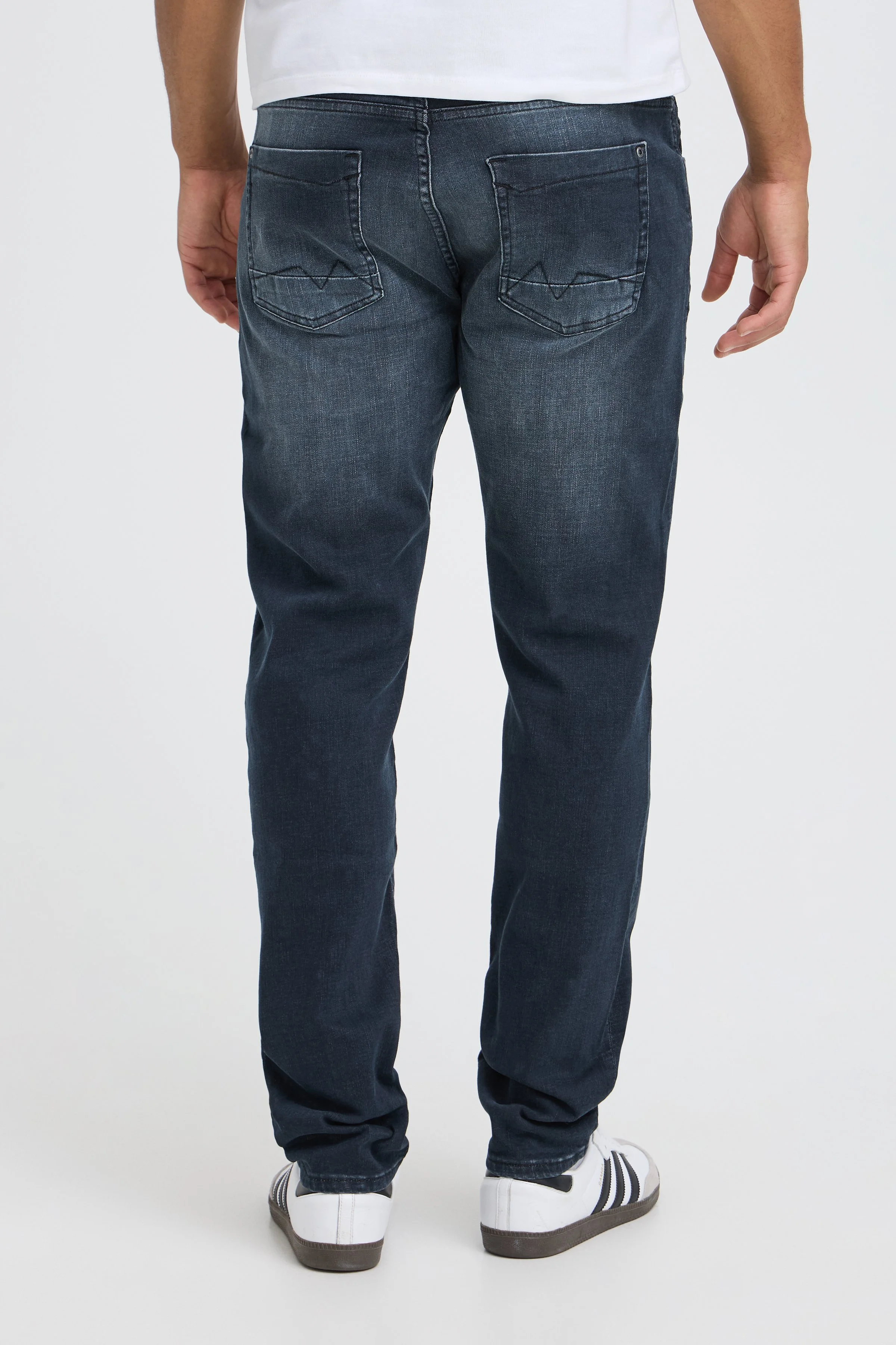 Jeans
59,95 €