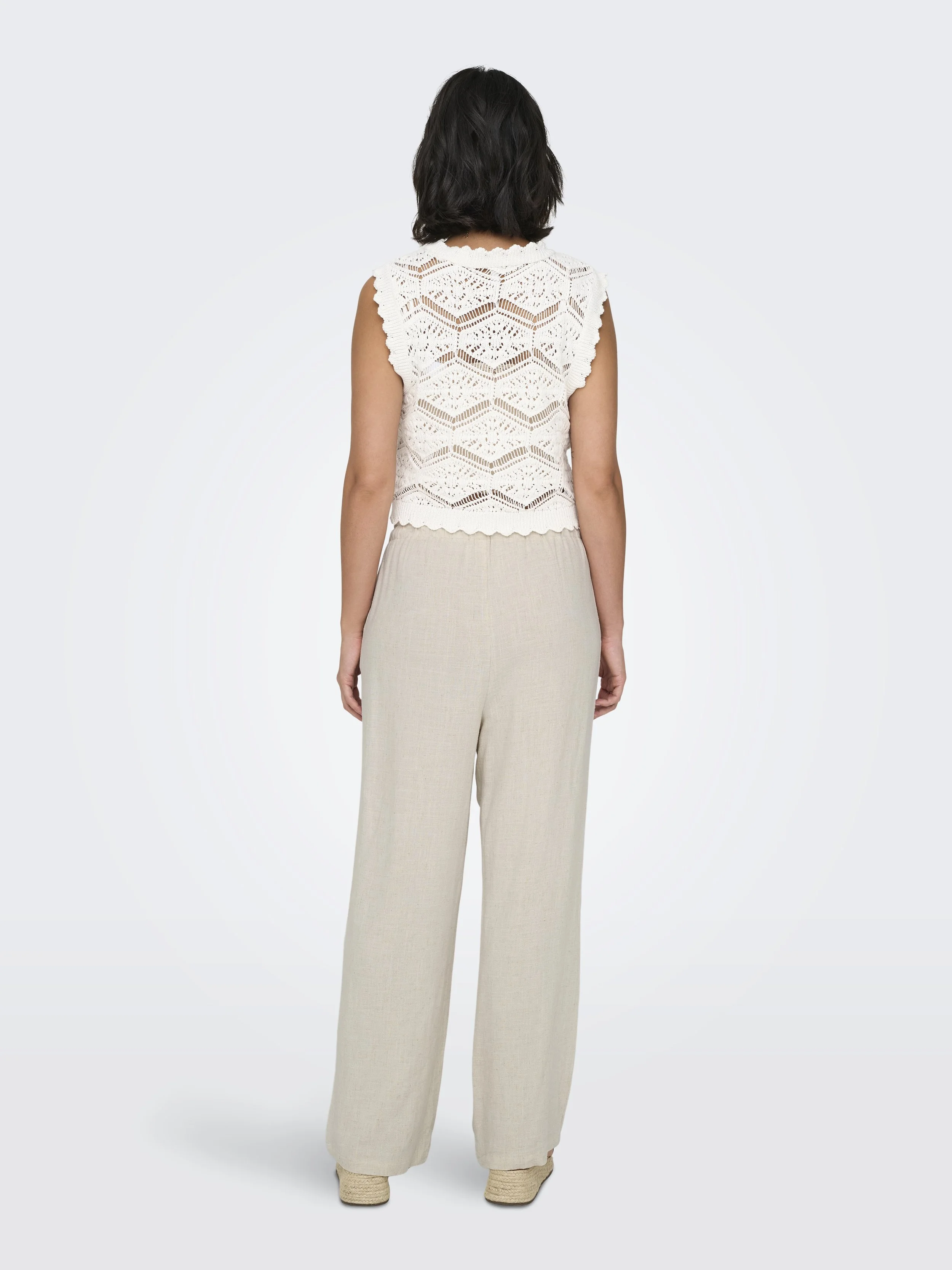 ONLY_SpringSummer2025_4486634_15322263_3.jpg