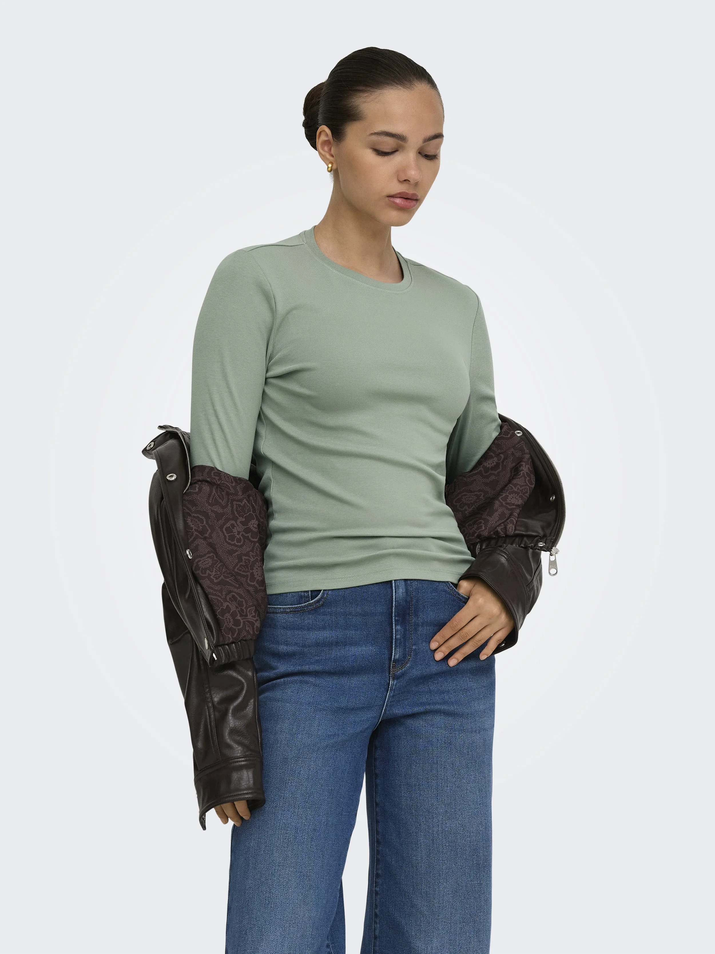 Shirt
17,99 €
