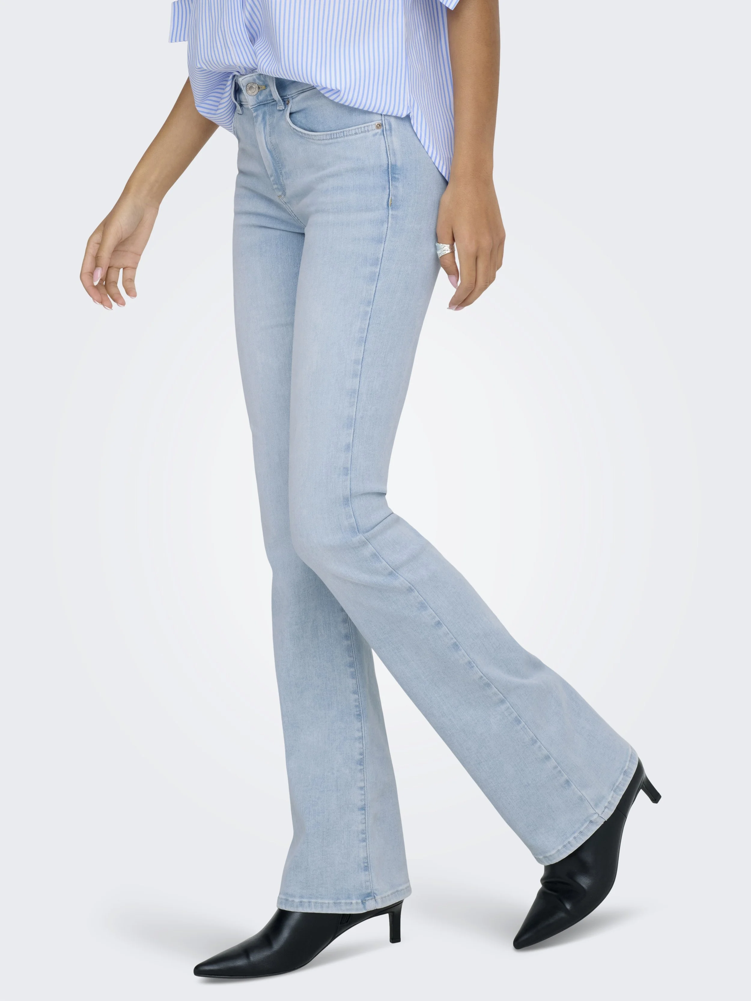 Jeans
49,99 €