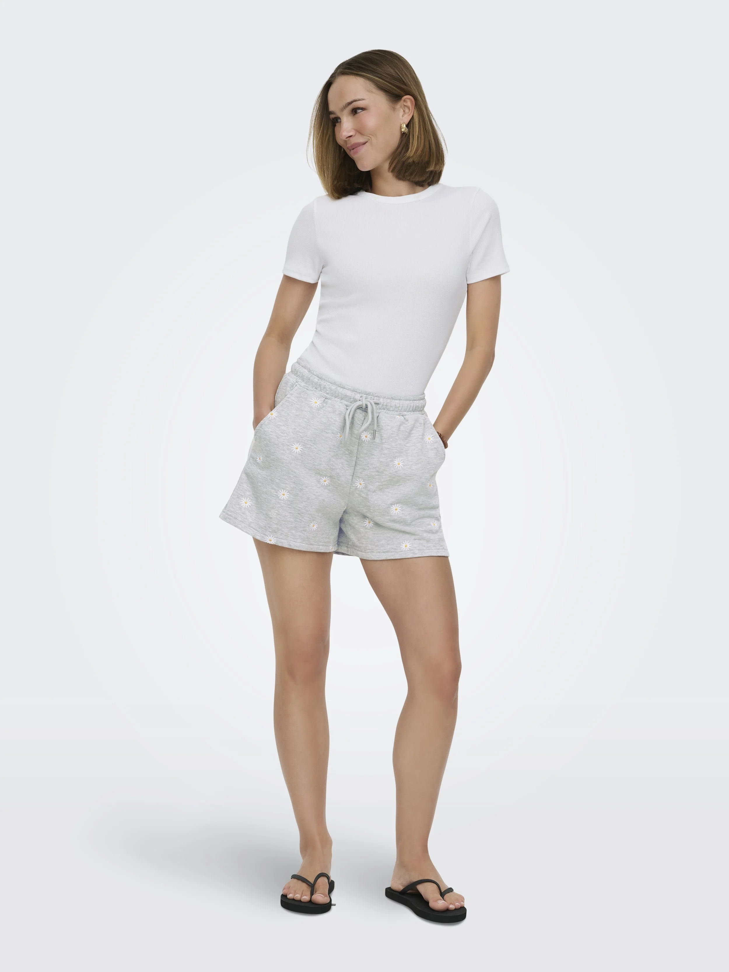 ONLY_Springsummer_4982489_15371343_3.jpg