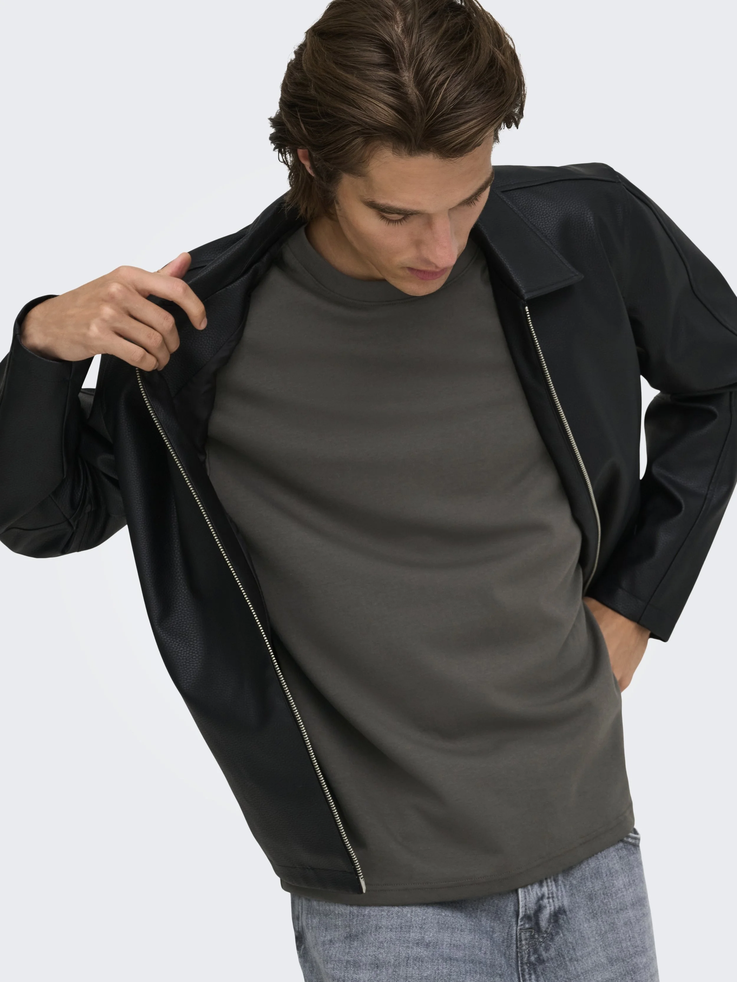 Shirt
24,99 