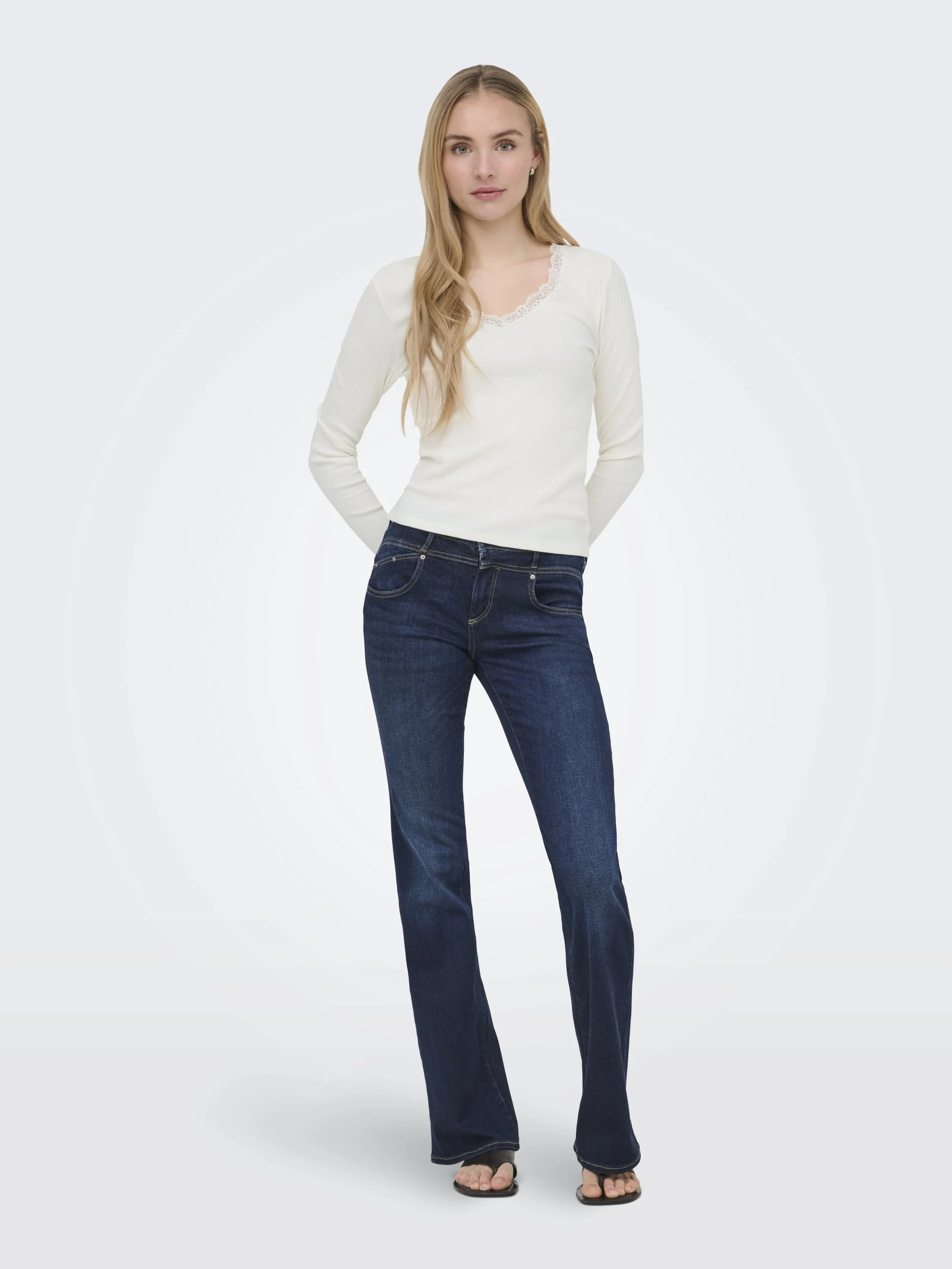 Shirt
21,99 €