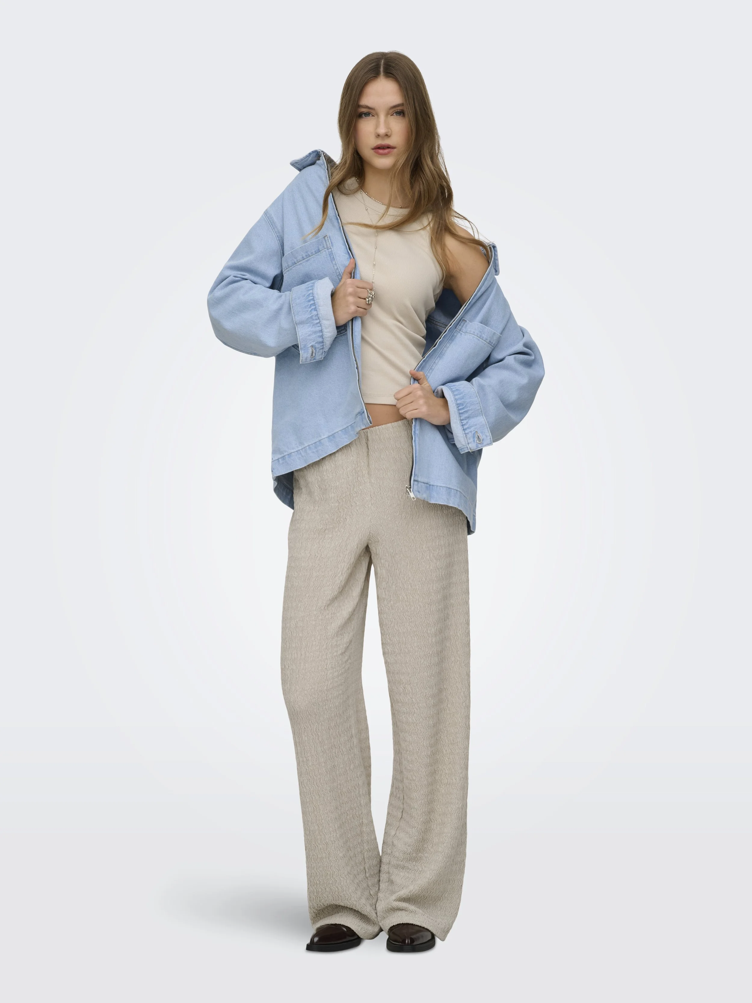 ONLY_Springsummer_5017589_15374608_4.jpg