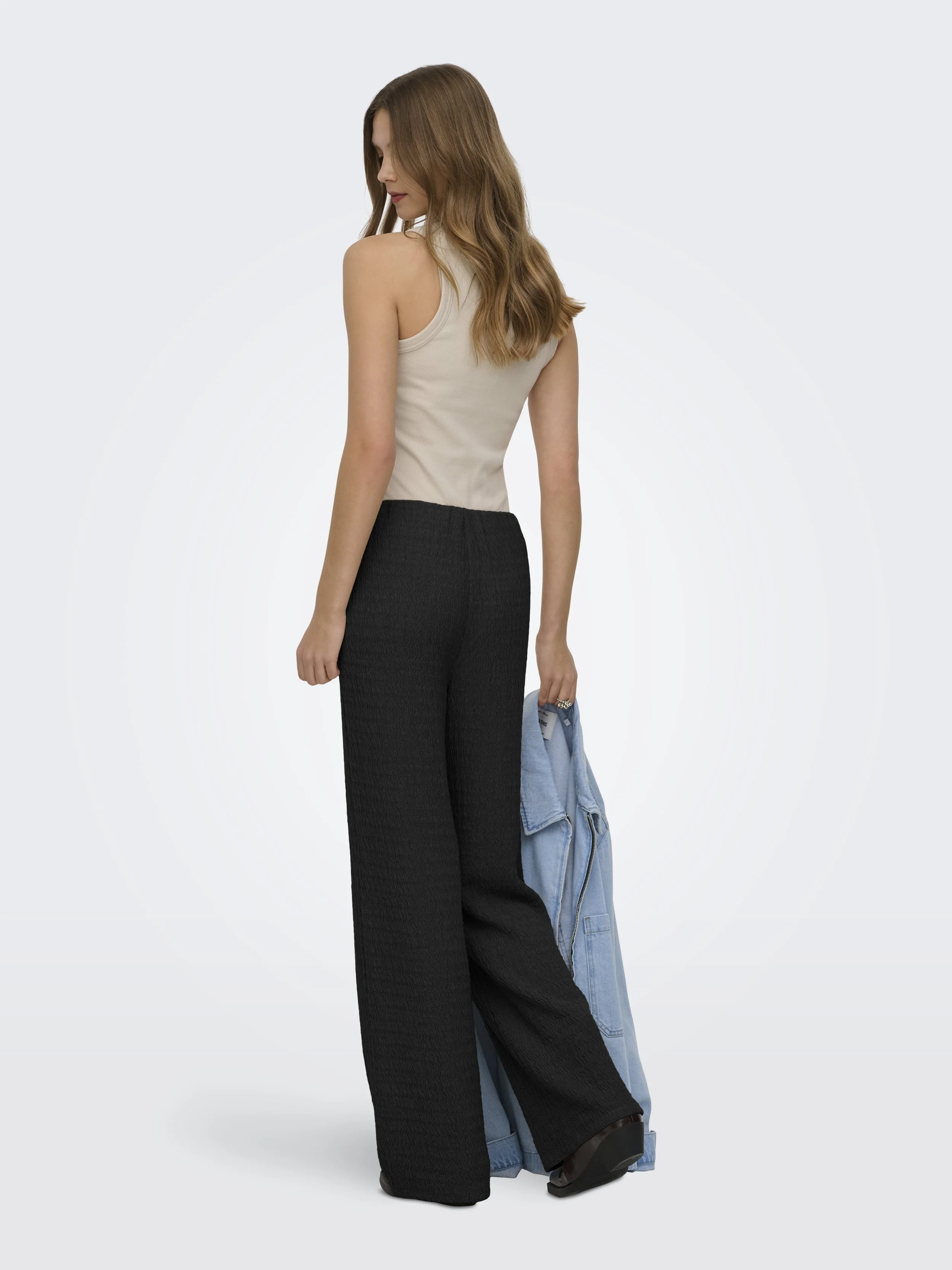 ONLY_Springsummer_5045593_15374608_3.jpg