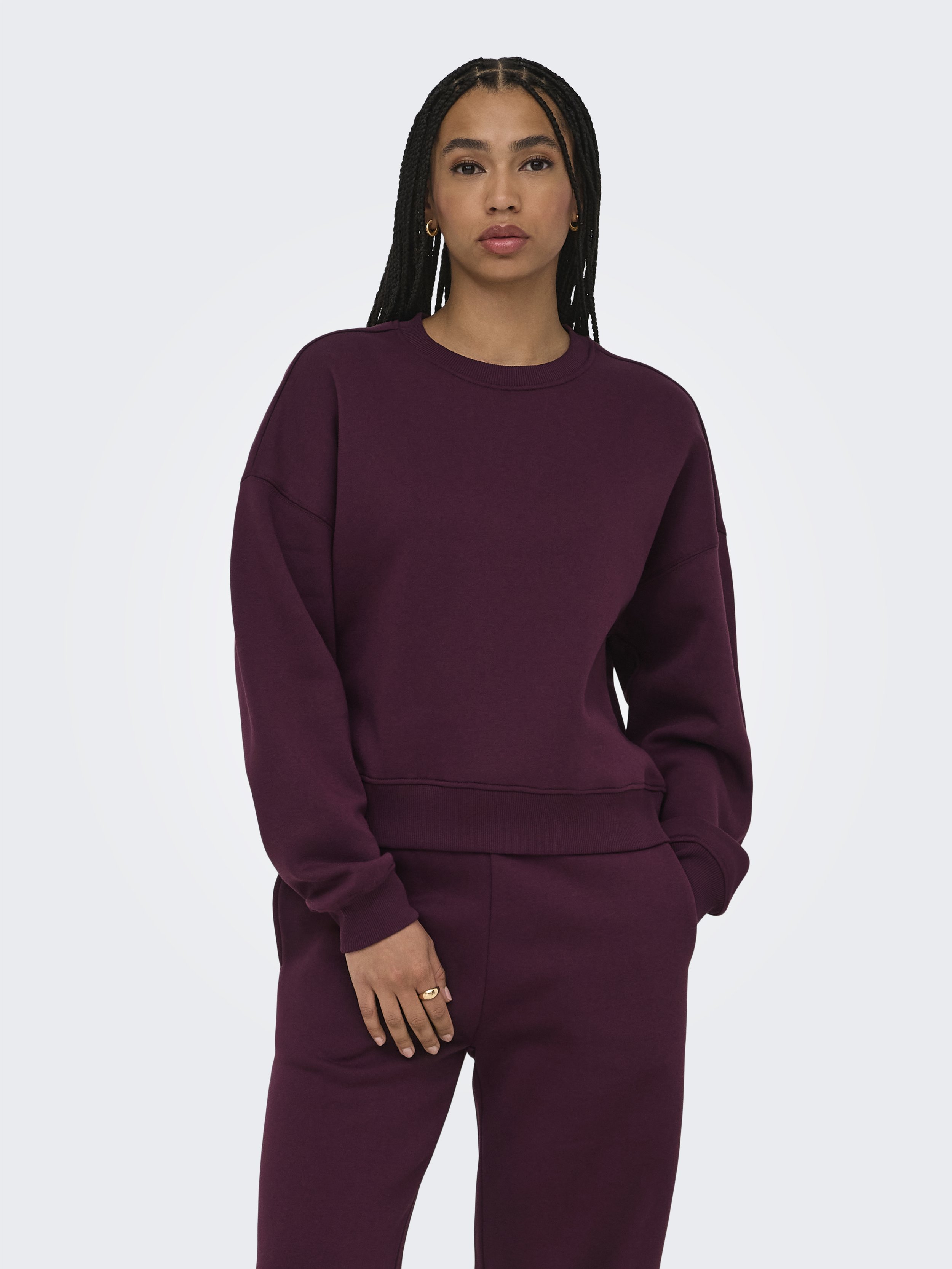 Sweatshirt
19,99 €
Hose
24,99 €