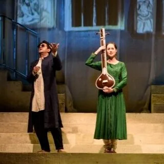 Alok Kumar as Chyavana and Susanna Hurrell as Sukanya © ROH / Bill Cooper