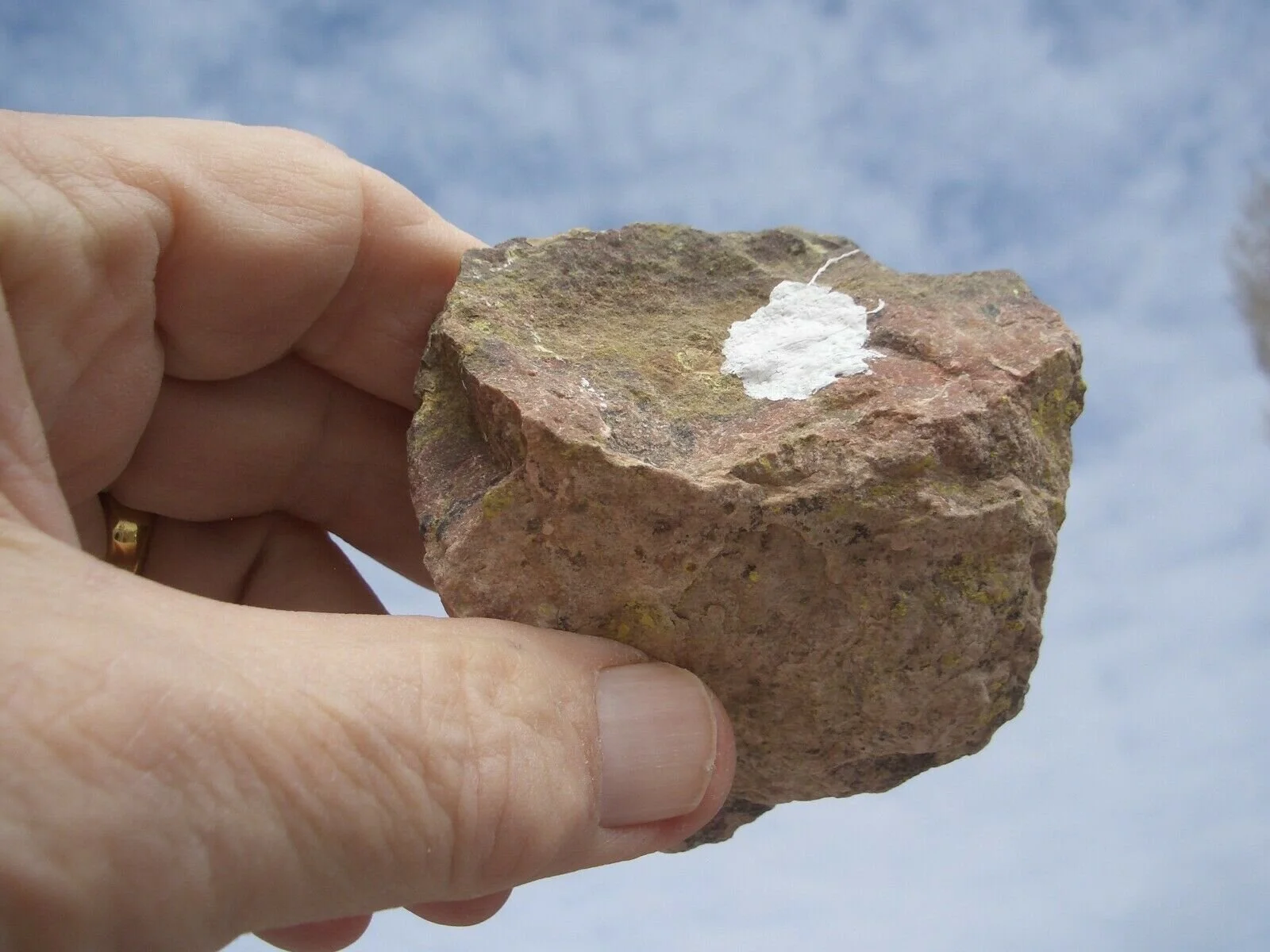 URANINITE URANIUM ROCK 7.3 oz. JURASSIC CANYON NM 118k