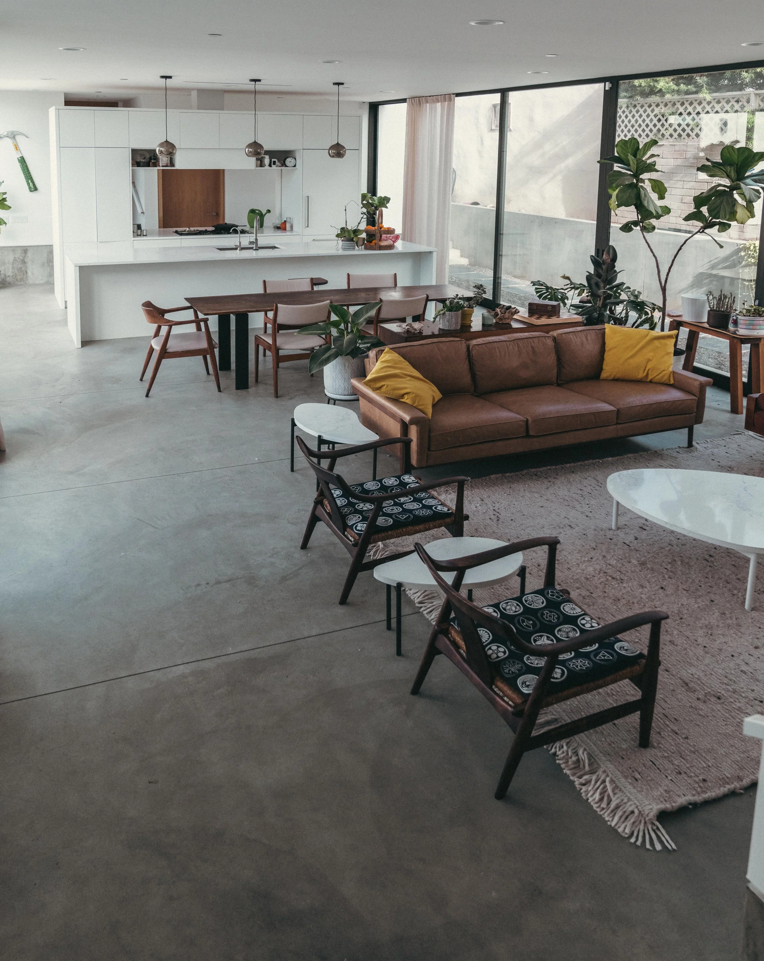 living room (4).jpg