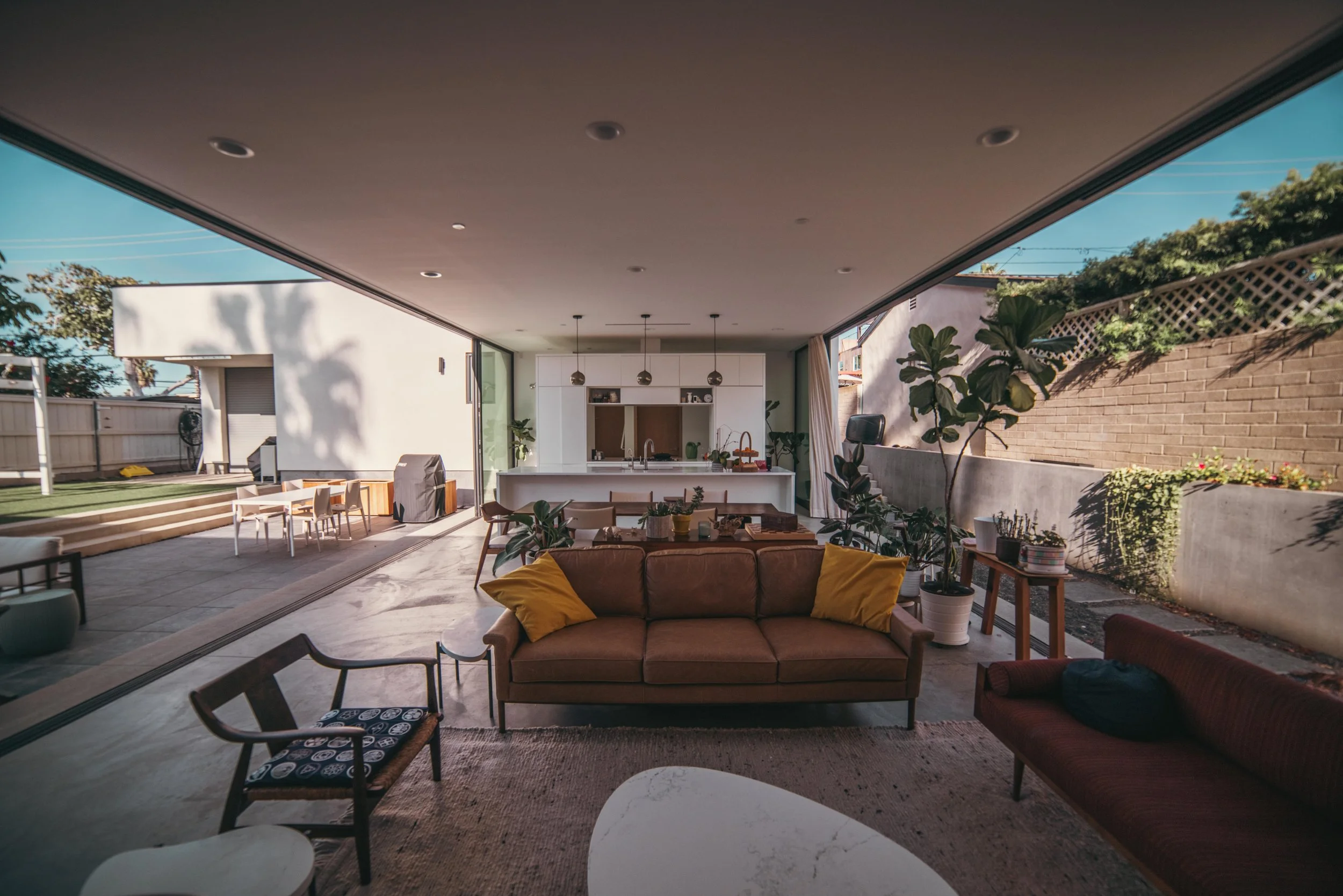 living room (3).jpg